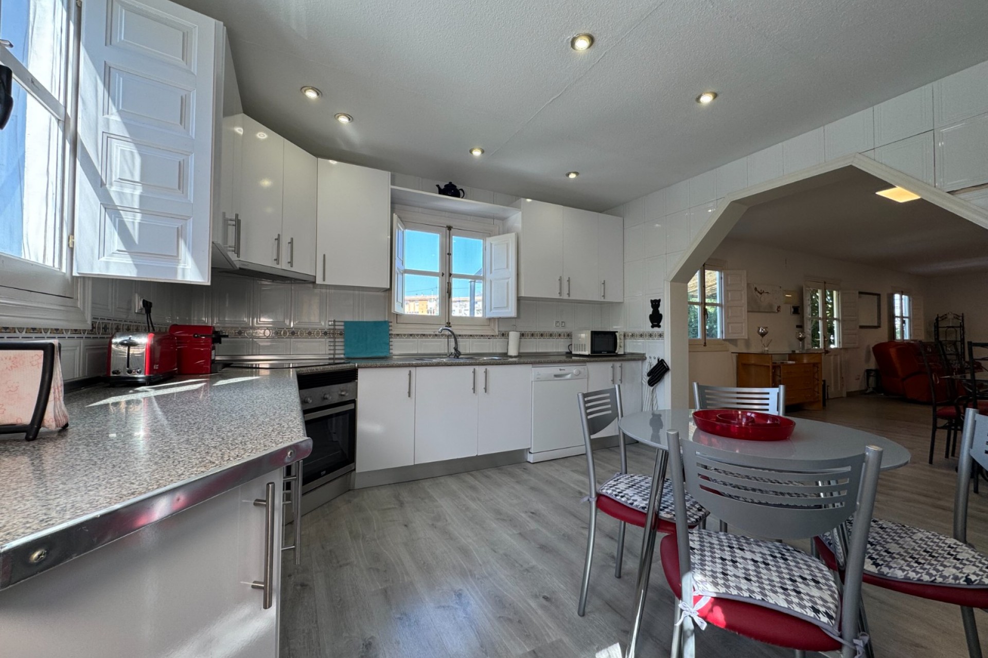 Herverkoop - Villa -
Blanca