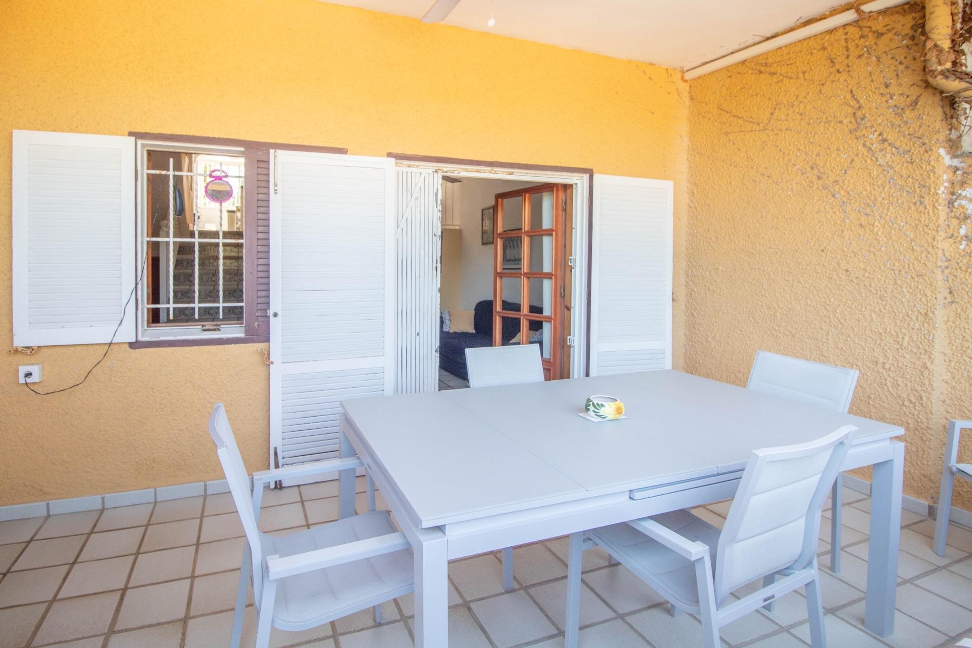 Herverkoop - Villa -
Cabo Roig