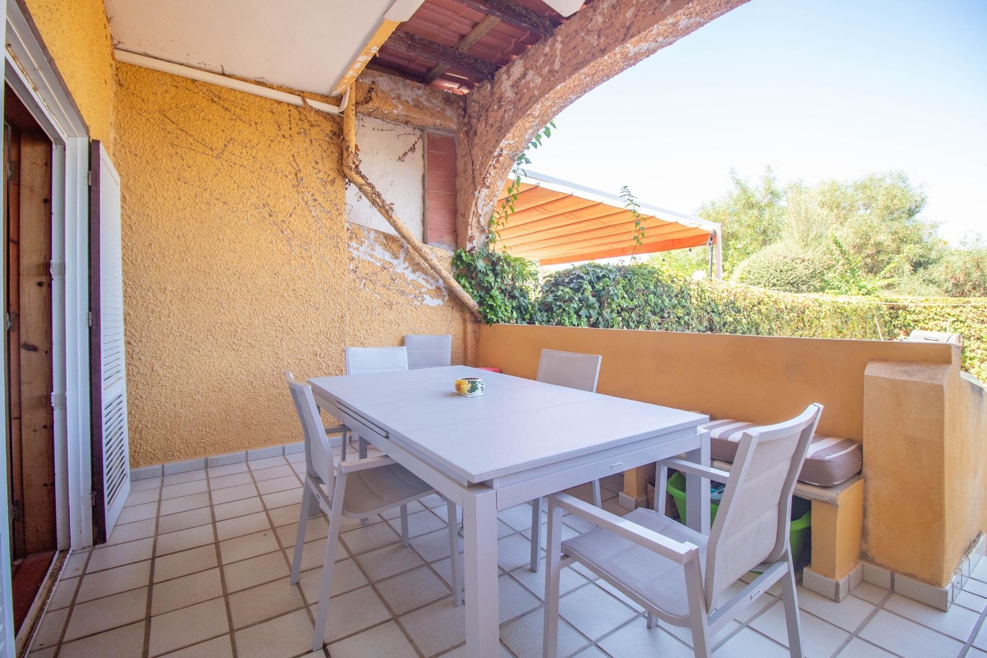 Herverkoop - Villa -
Cabo Roig