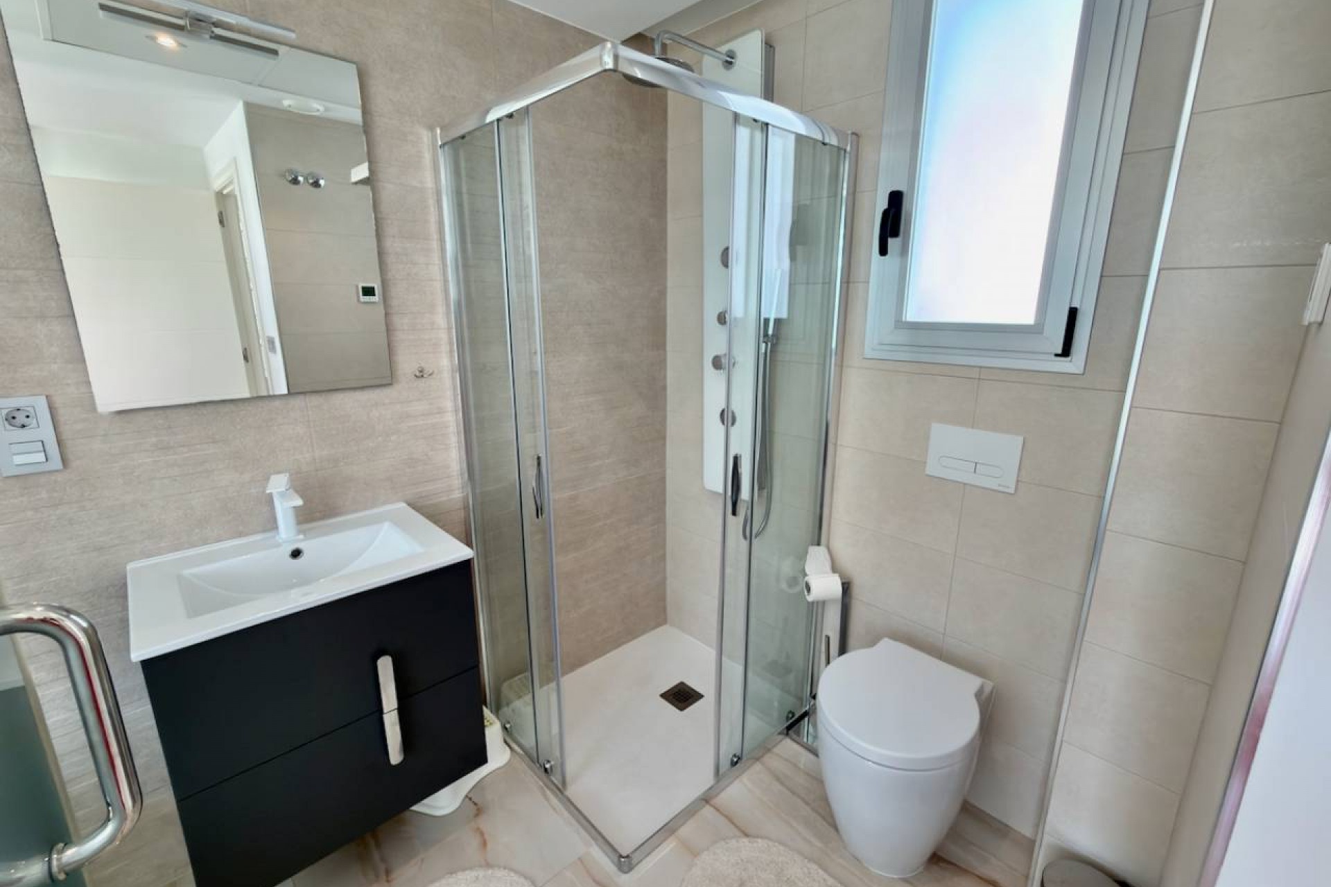 Herverkoop - Villa -
Ciudad Quesada - Costa Blanca