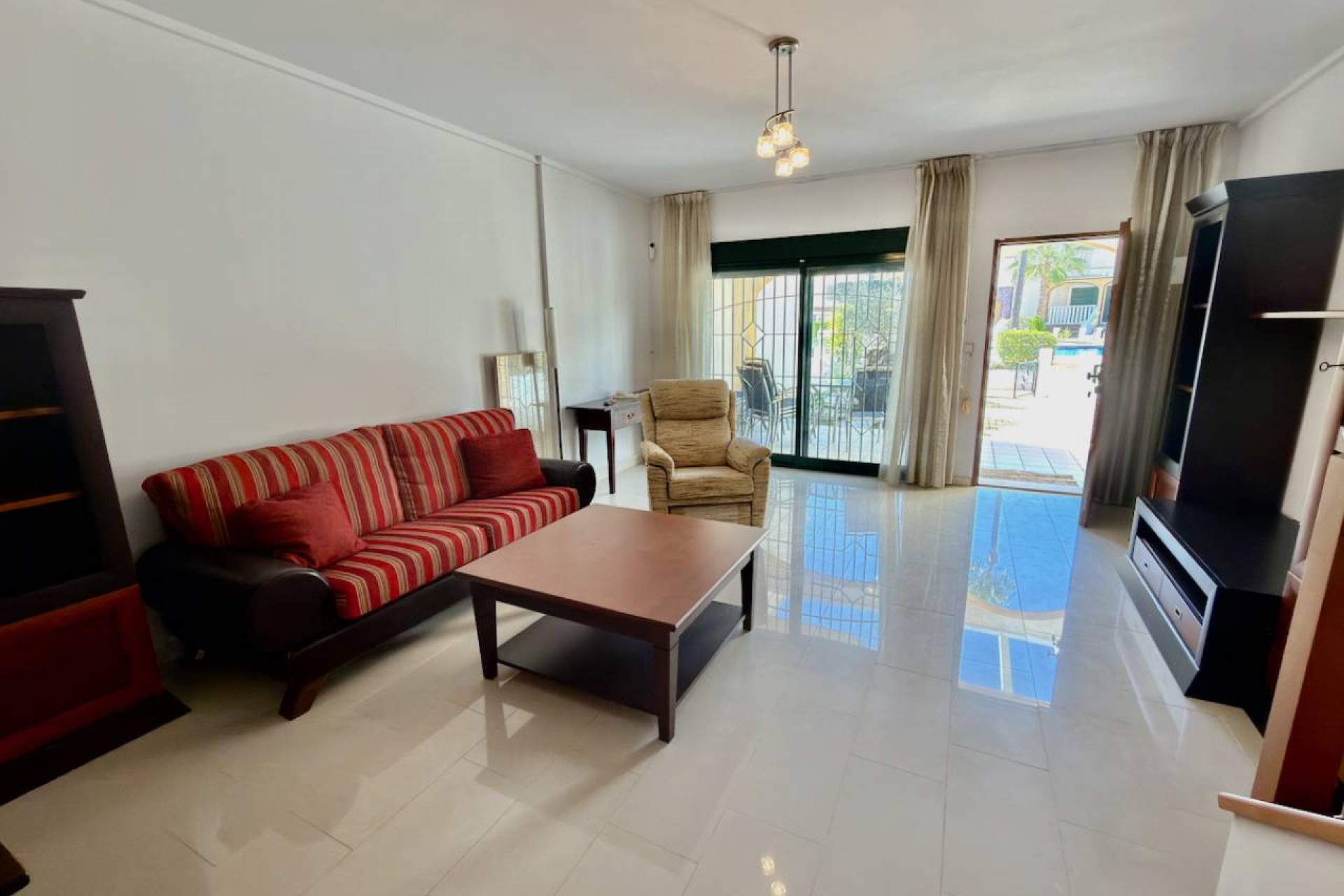 Herverkoop - Villa -
Ciudad Quesada - Doña Pepa