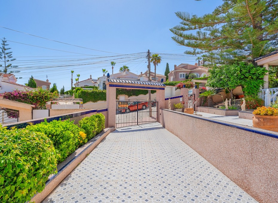 Herverkoop - Villa -
Ciudad Quesada - La Marquesa Golf