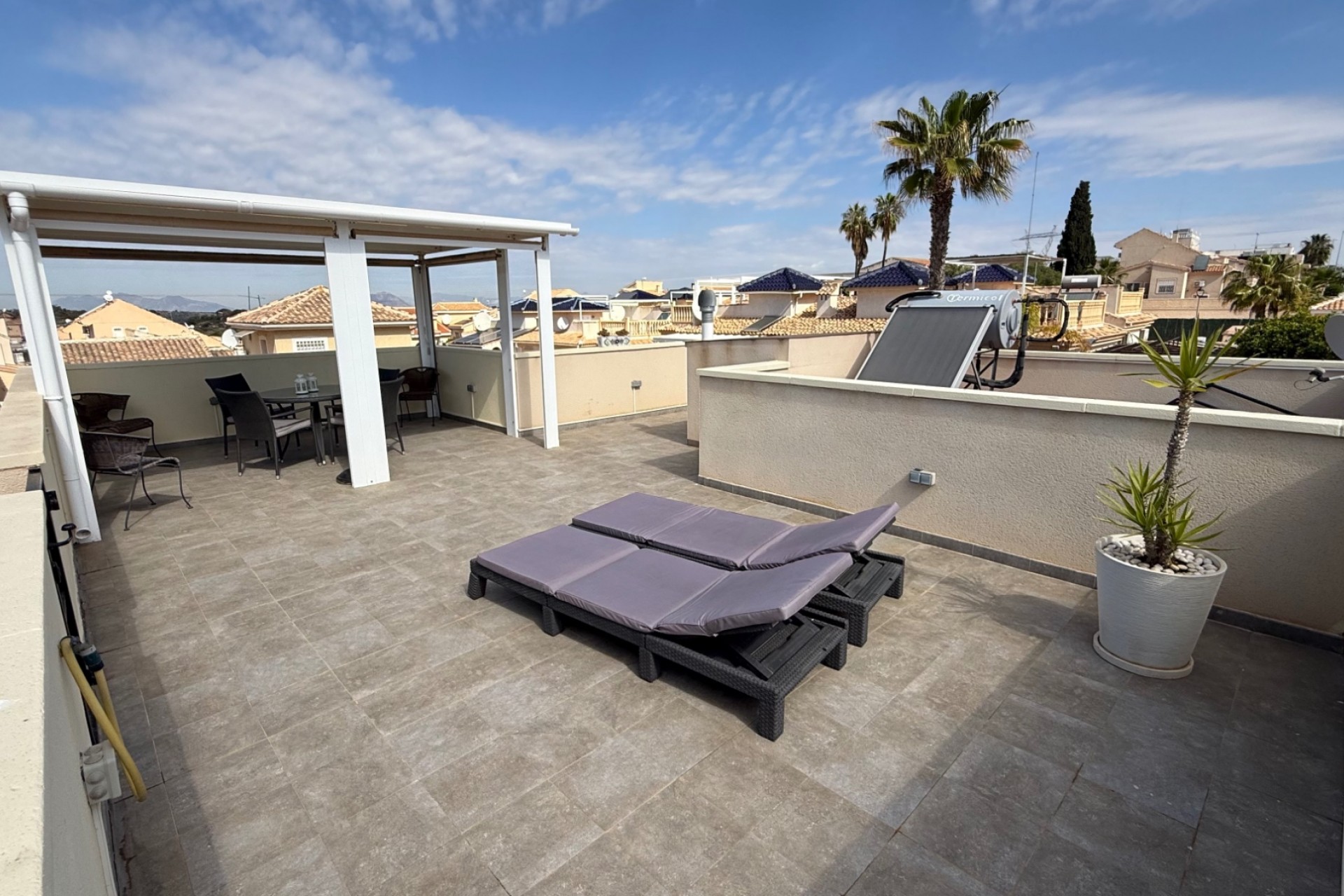 Herverkoop - Villa -
Ciudad Quesada - Rojales