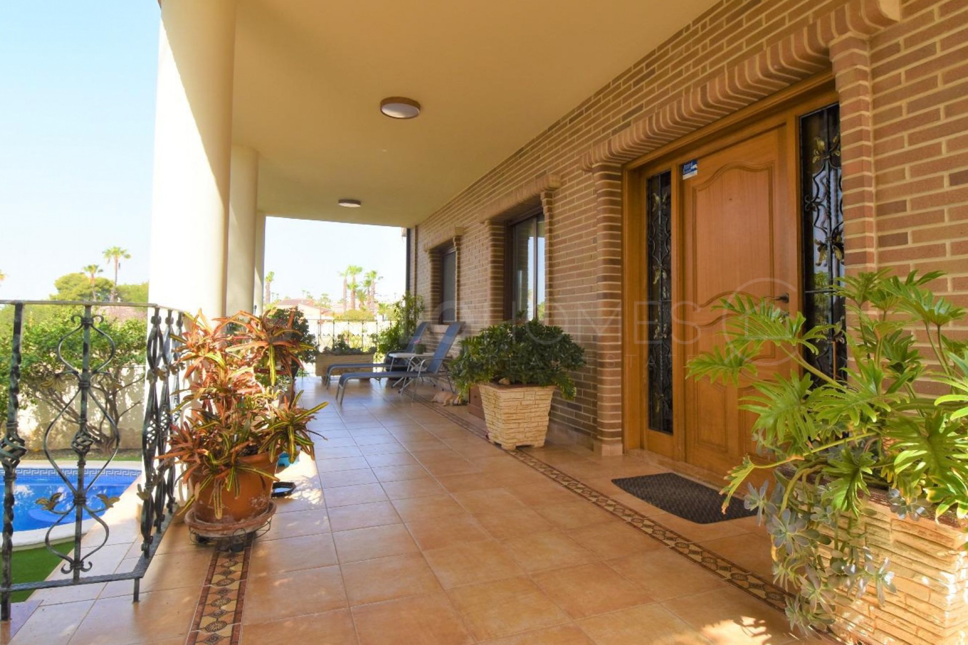 Herverkoop - Villa -
Ciudad Quesada - Urbanizaciones