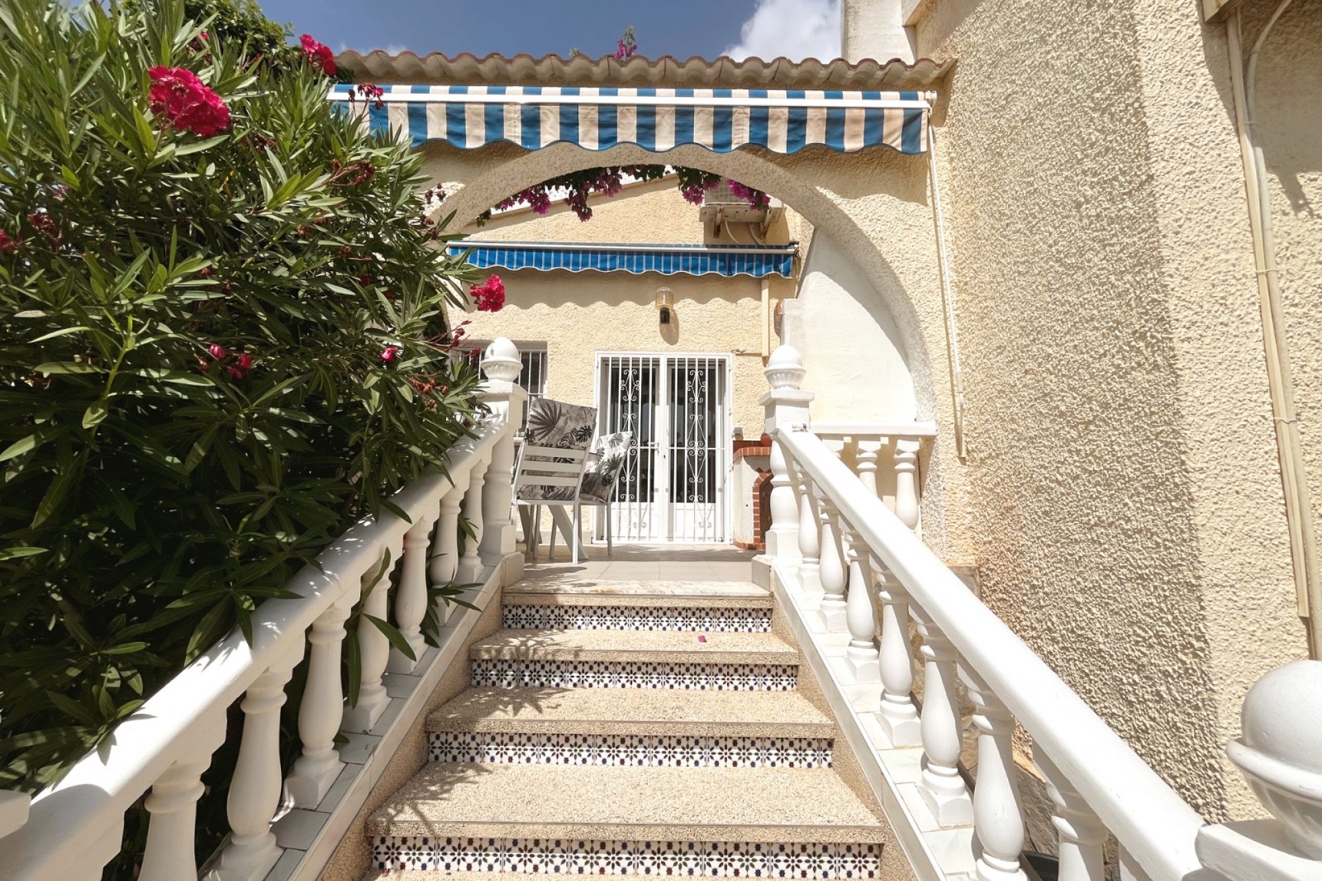 Herverkoop - Villa -
Ciudad Quesada