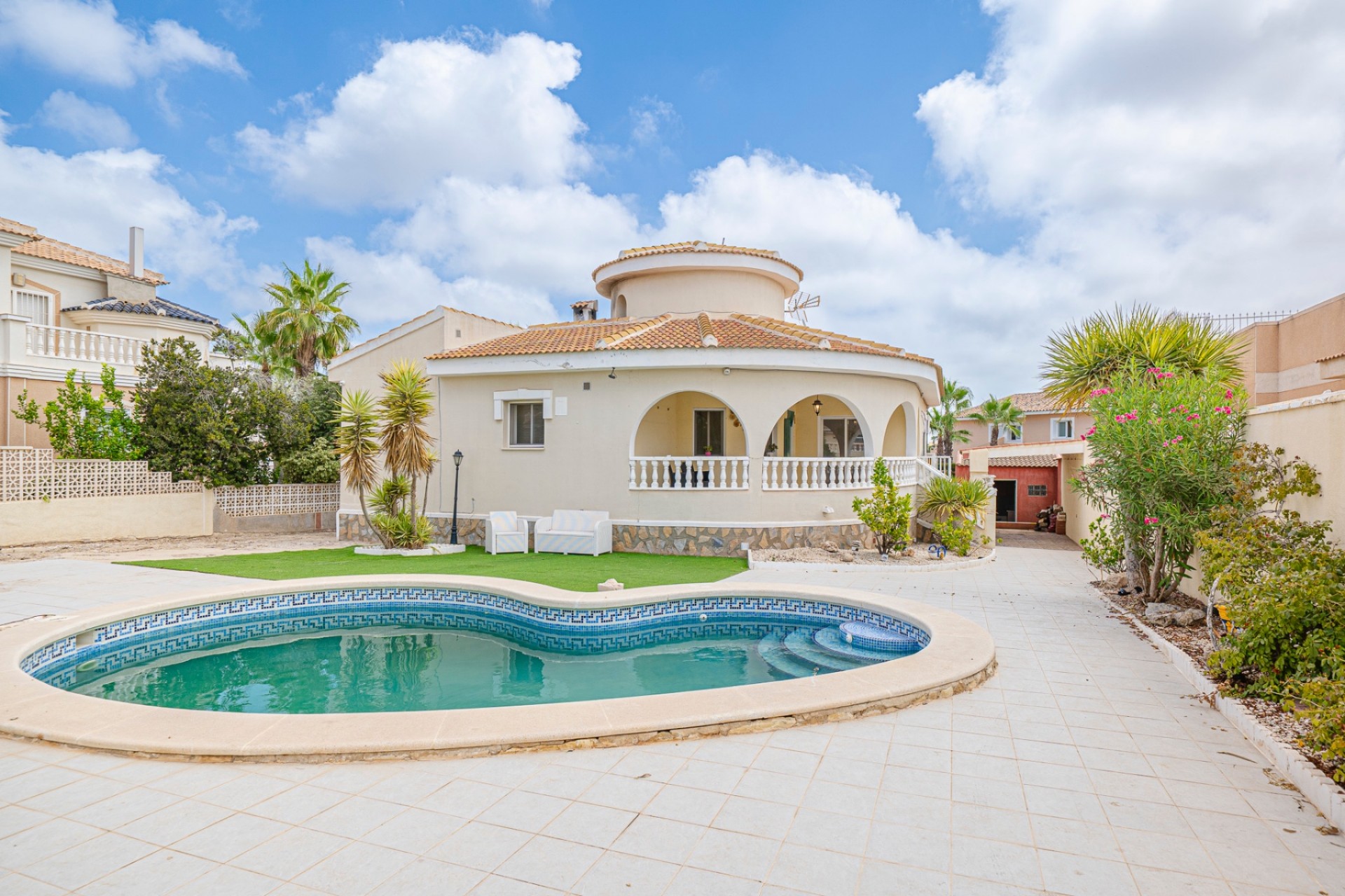 Herverkoop - Villa -
Ciudad Quesada