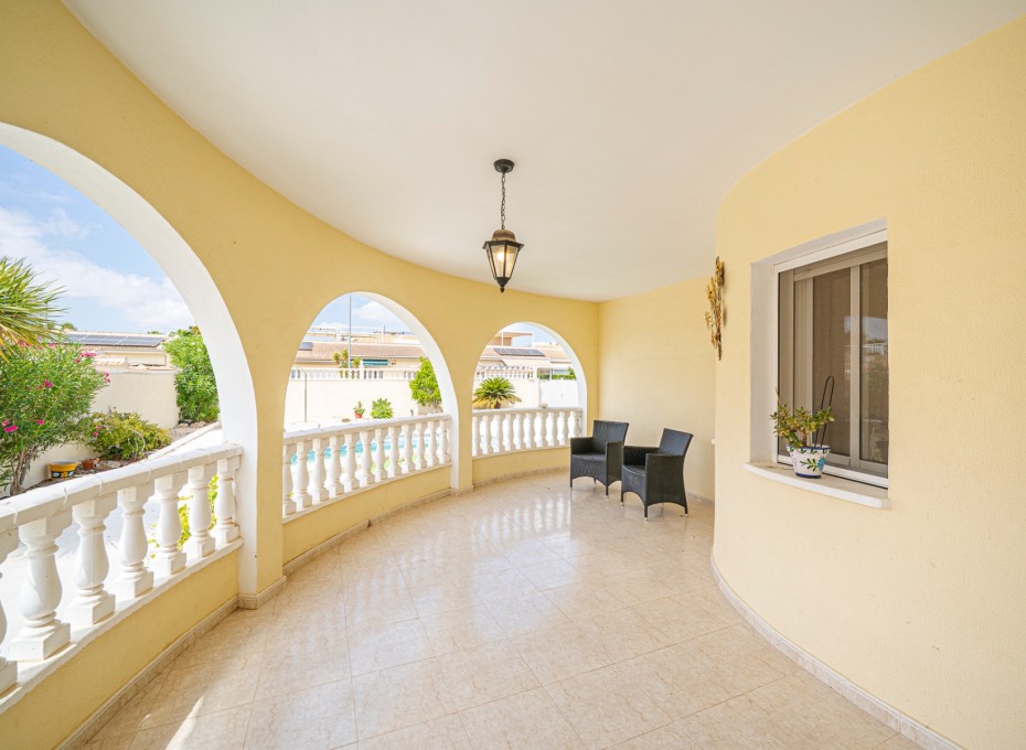 Herverkoop - Villa -
Ciudad Quesada