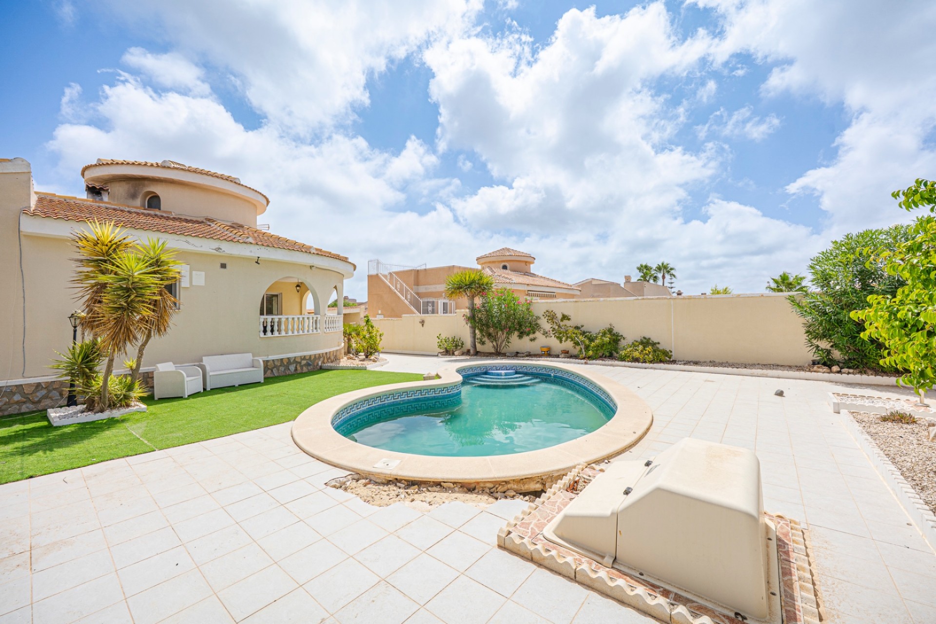 Herverkoop - Villa -
Ciudad Quesada