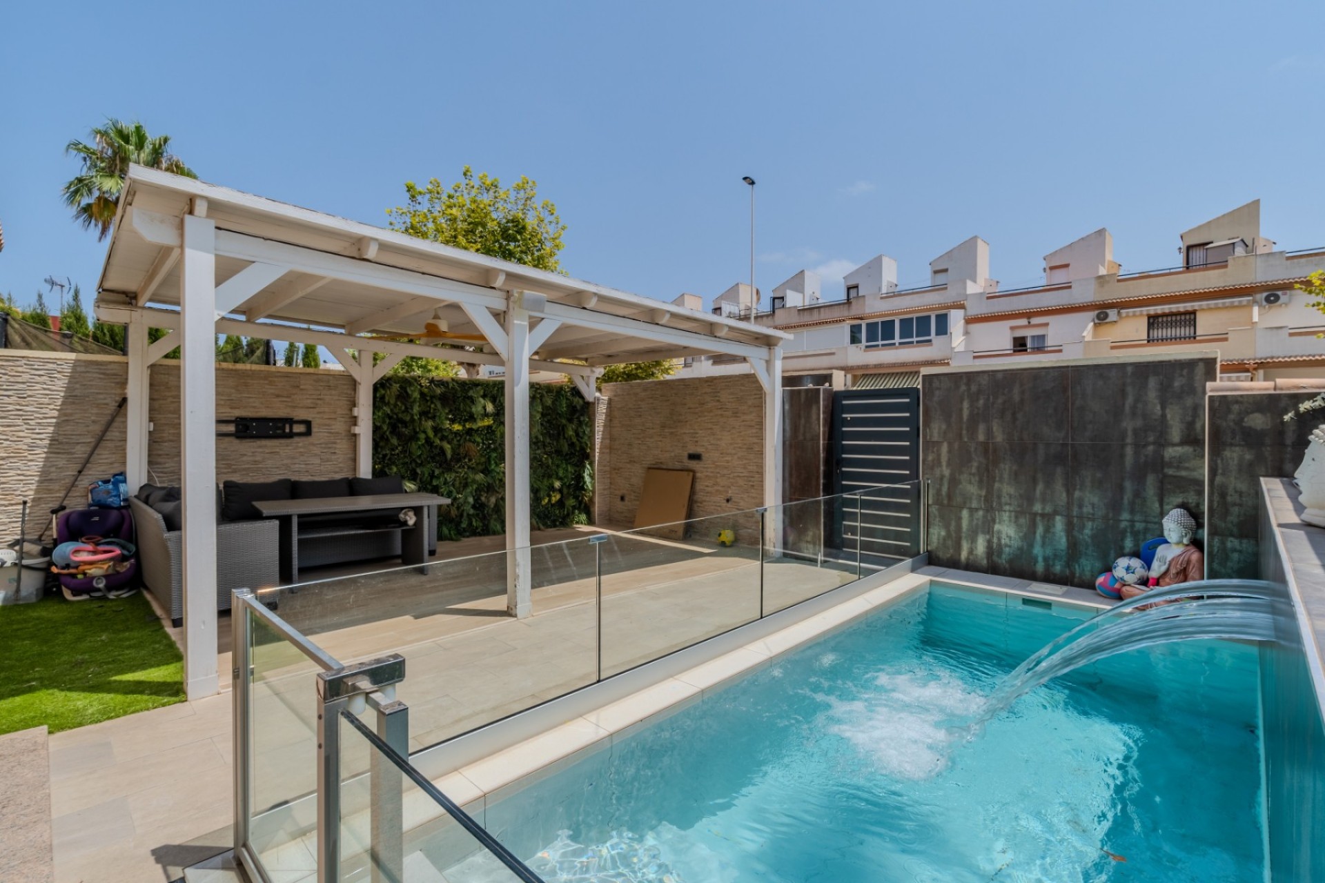 Herverkoop - Villa Detached -
Torrevieja - Torreta - florida
