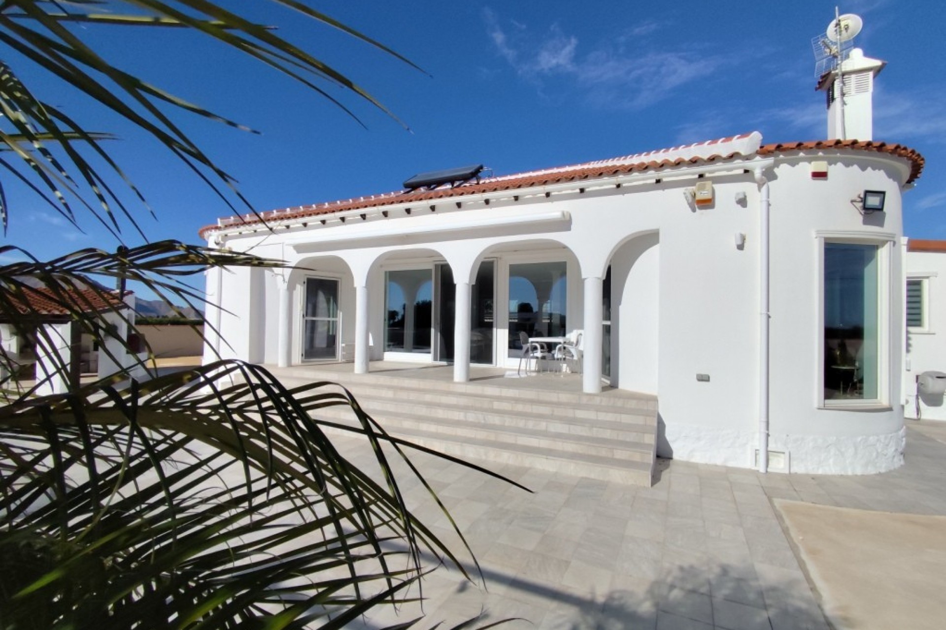 Herverkoop - Villa -
El Mudamiento