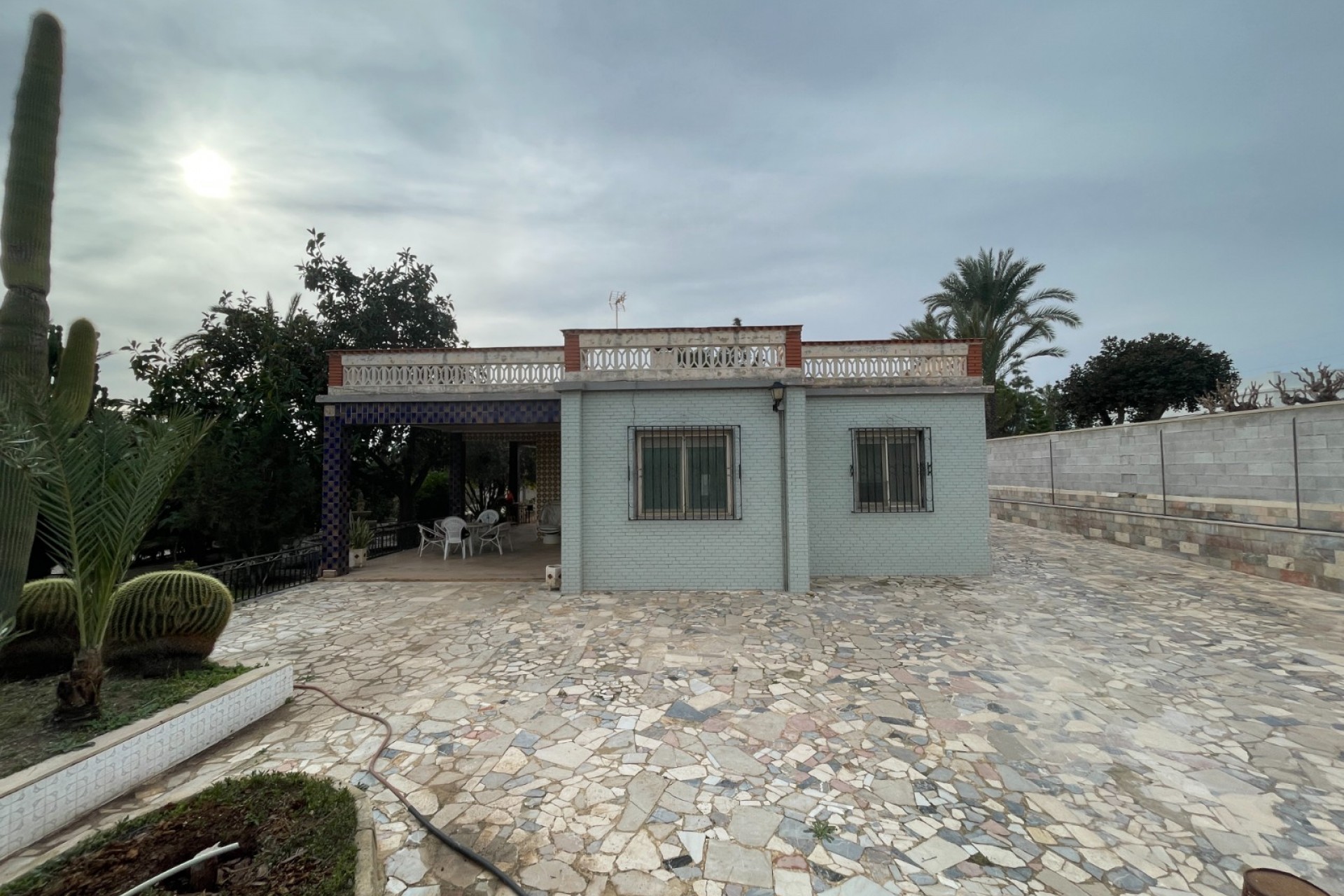 Herverkoop - Villa -
Elche