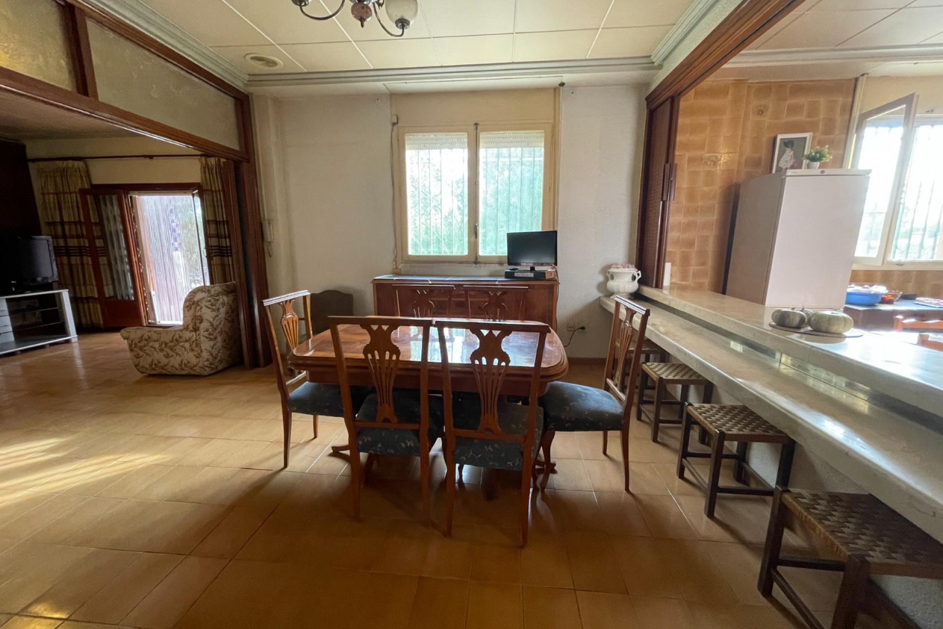 Herverkoop - Villa -
Elche