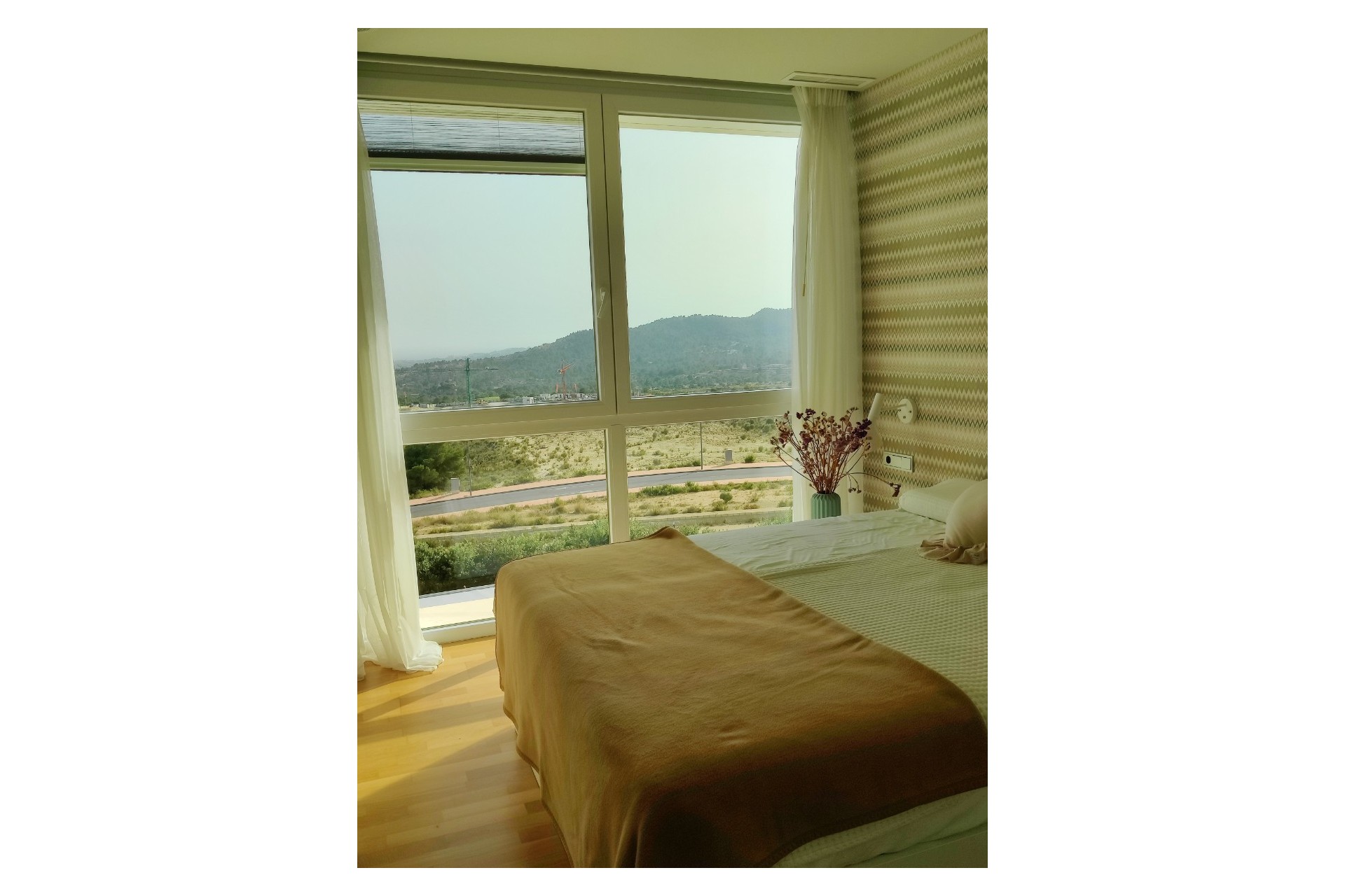 Herverkoop - Villa -
Finestrat