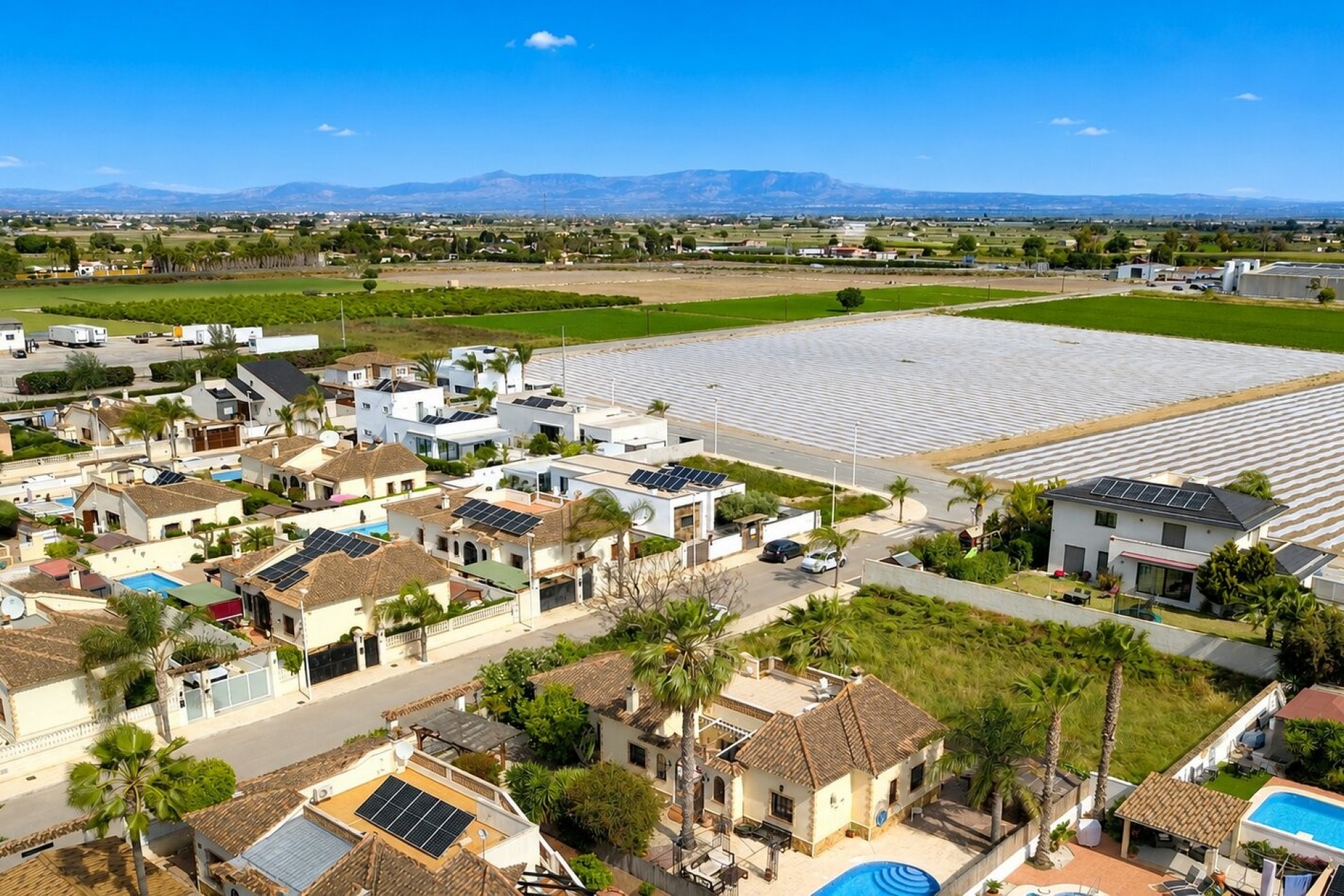 Herverkoop - Villa -
Formentera del Segura - Fincas de La Vega