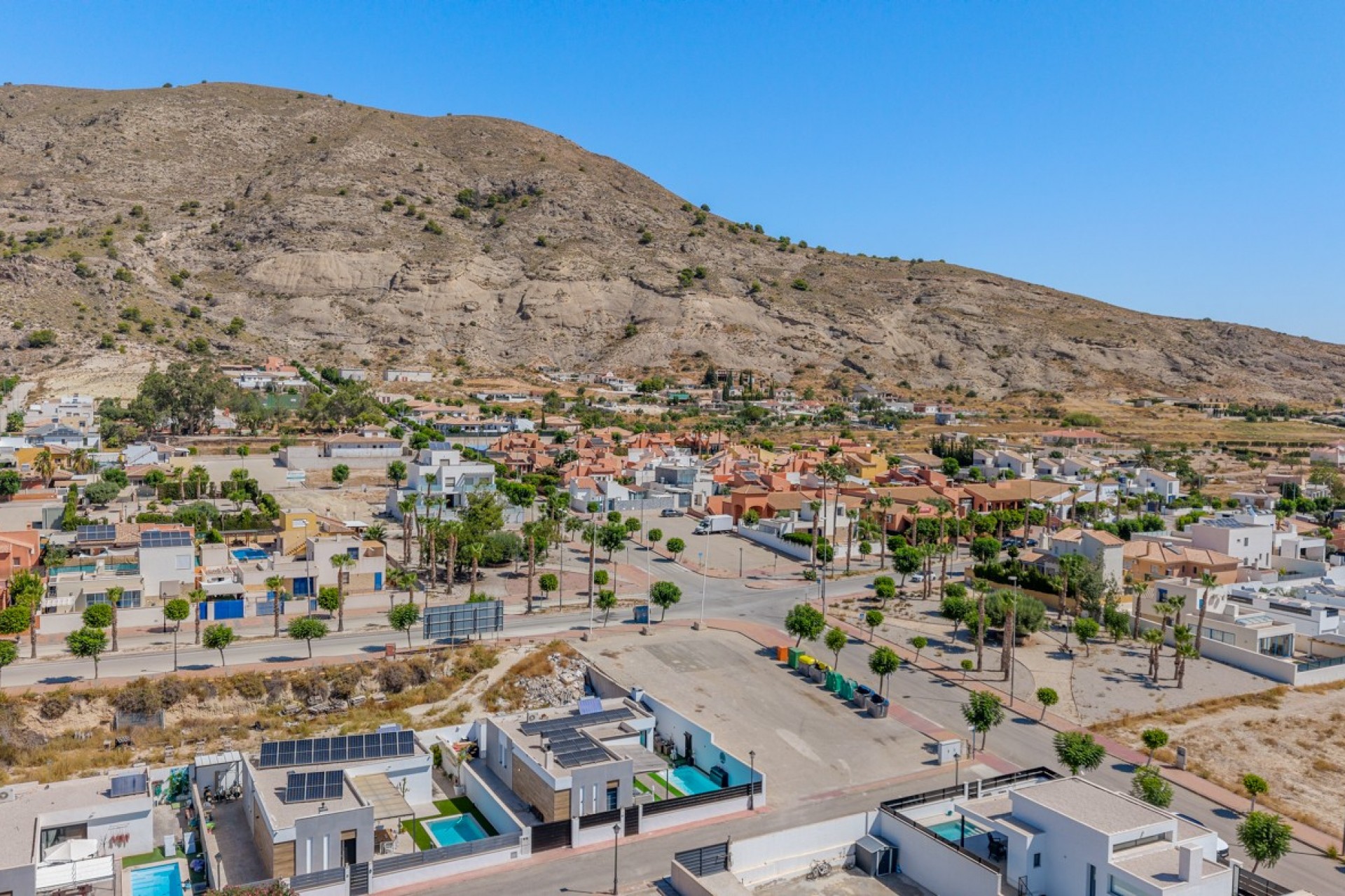 Herverkoop - Villa -
Fortuna - Urbanizacion Las Kalendas