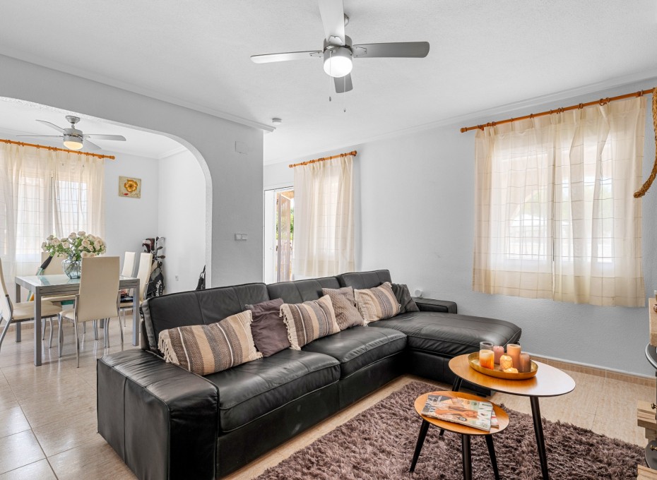 Herverkoop - Villa -
Gran Alacant - Costa Blanca