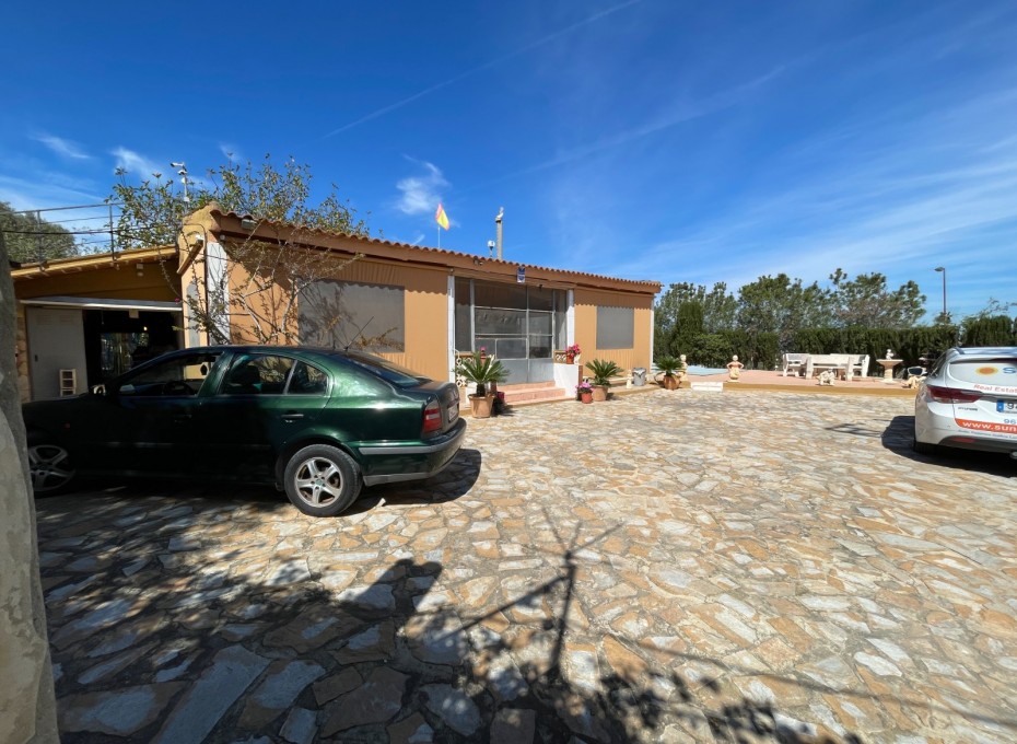 Herverkoop - Villa -
Guardamar del Segura - Valencian Community