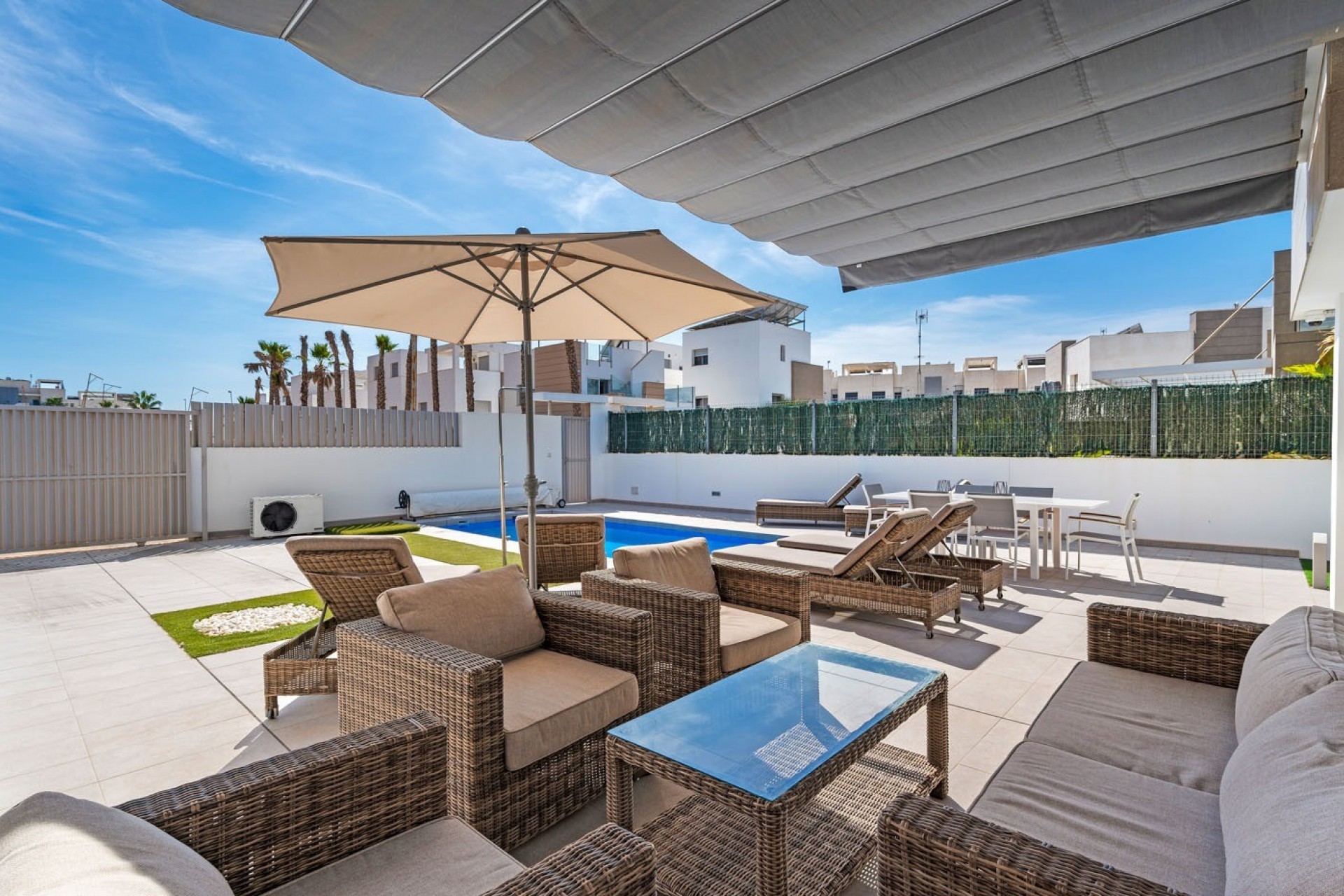 Herverkoop - Villa -
Guardamar del Segura