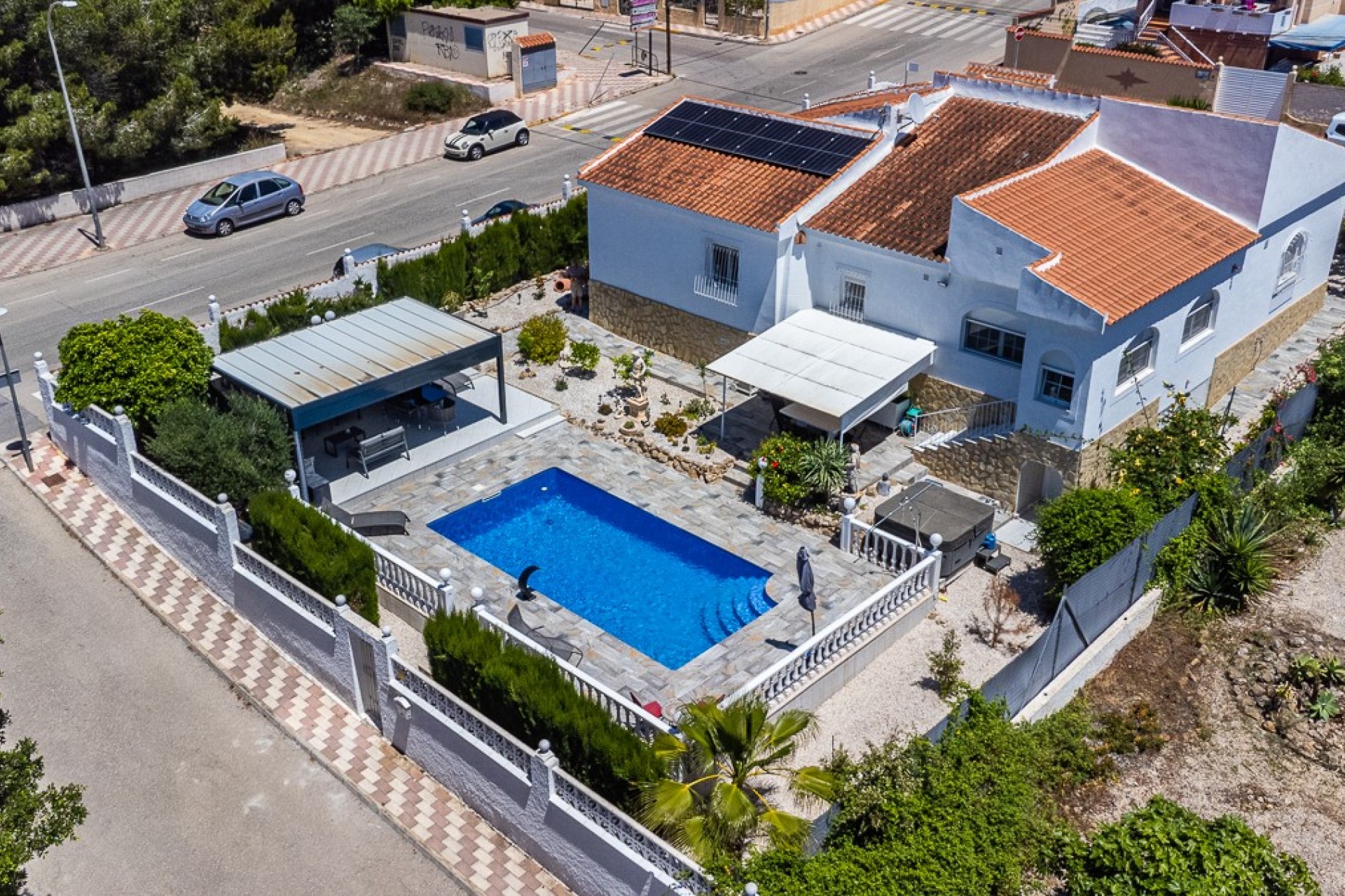 Herverkoop - Villa -
La Marina