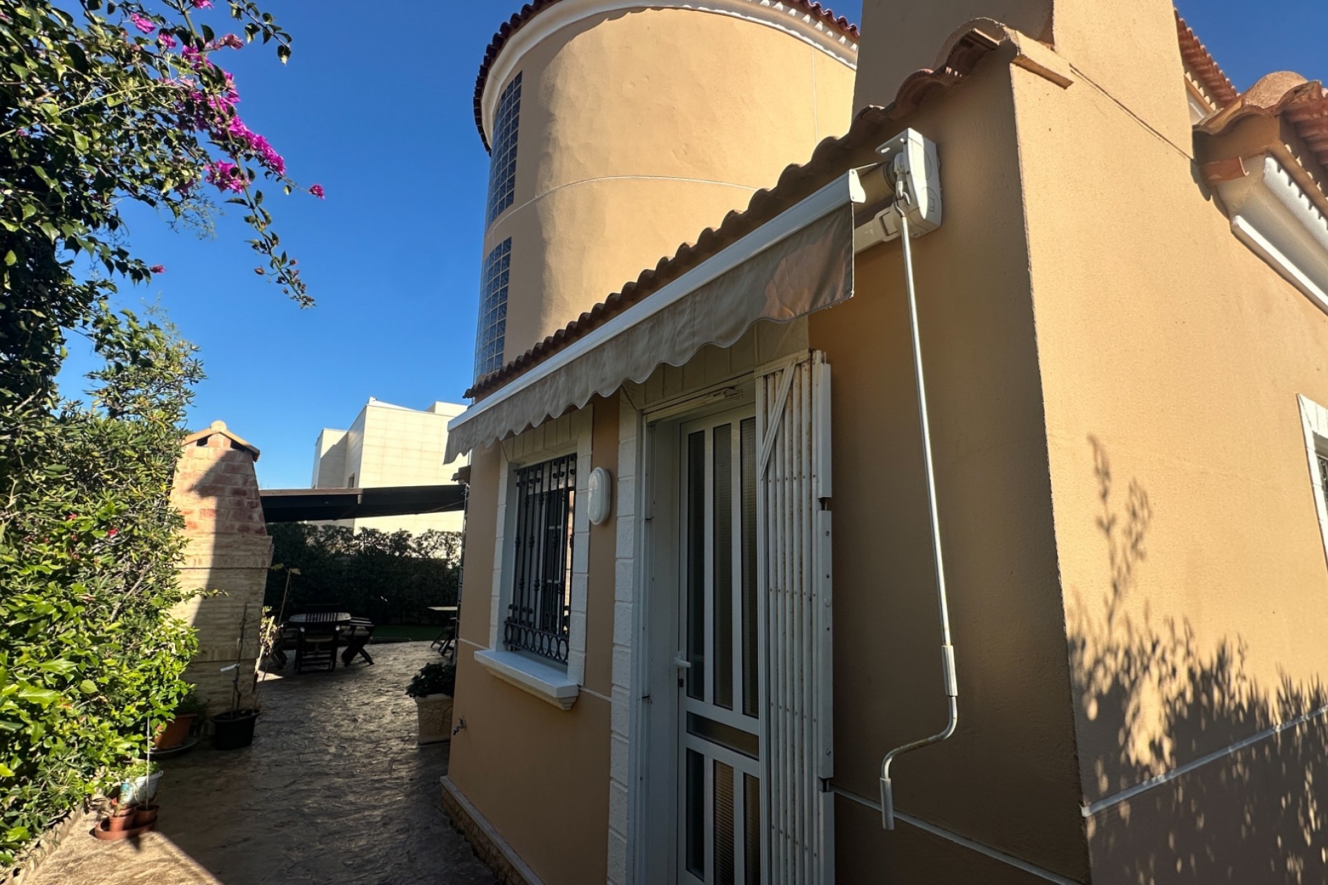 Herverkoop - Villa -
La Mata