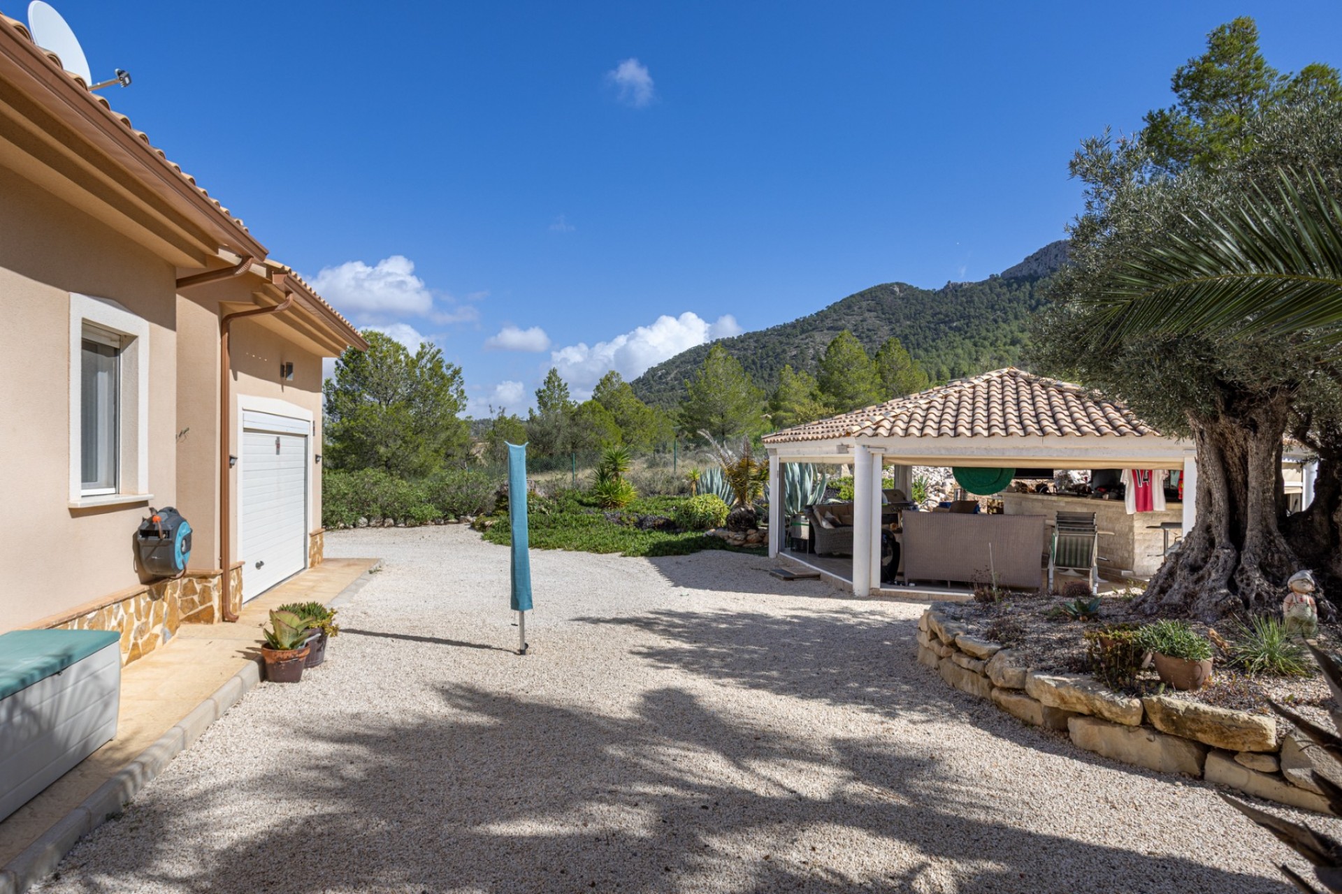 Herverkoop - Villa -
La Zarza