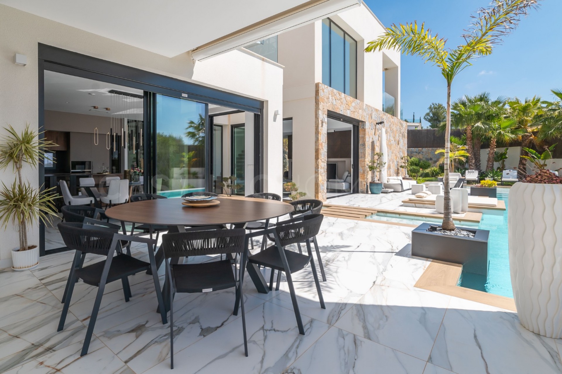 Herverkoop - Villa -
Las colinas - Las colinas golf