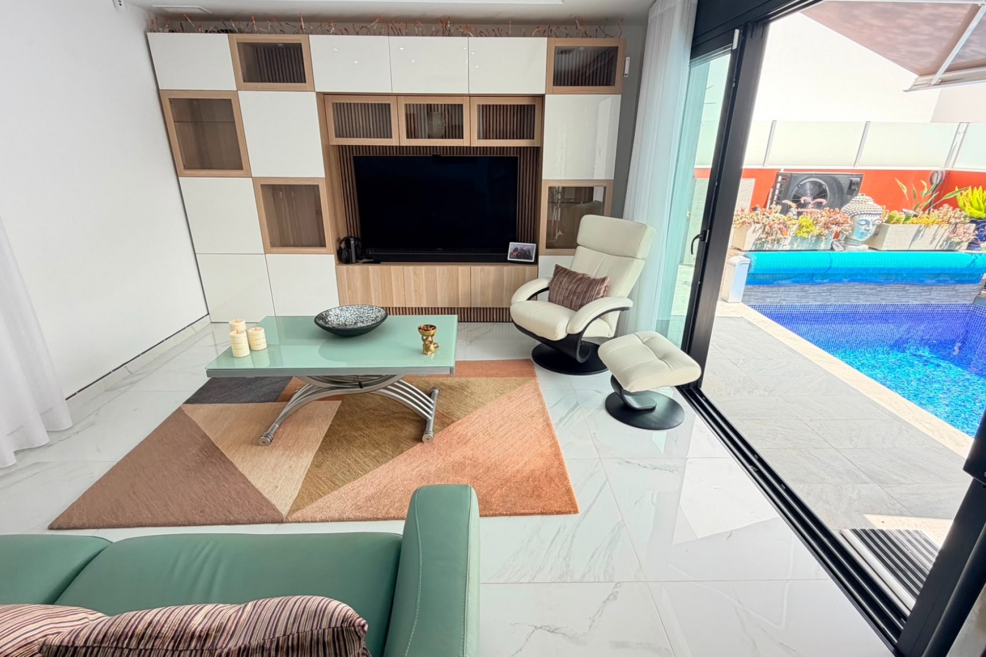 Herverkoop - Villa -
Los Montesinos - La Herrada