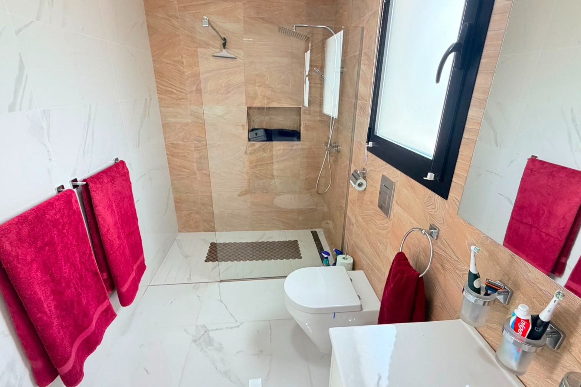 Herverkoop - Villa -
Los Montesinos - La Herrada