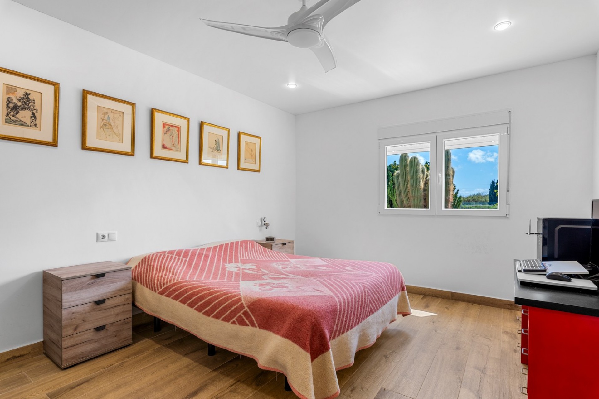 Herverkoop - Villa -
Los Montesinos