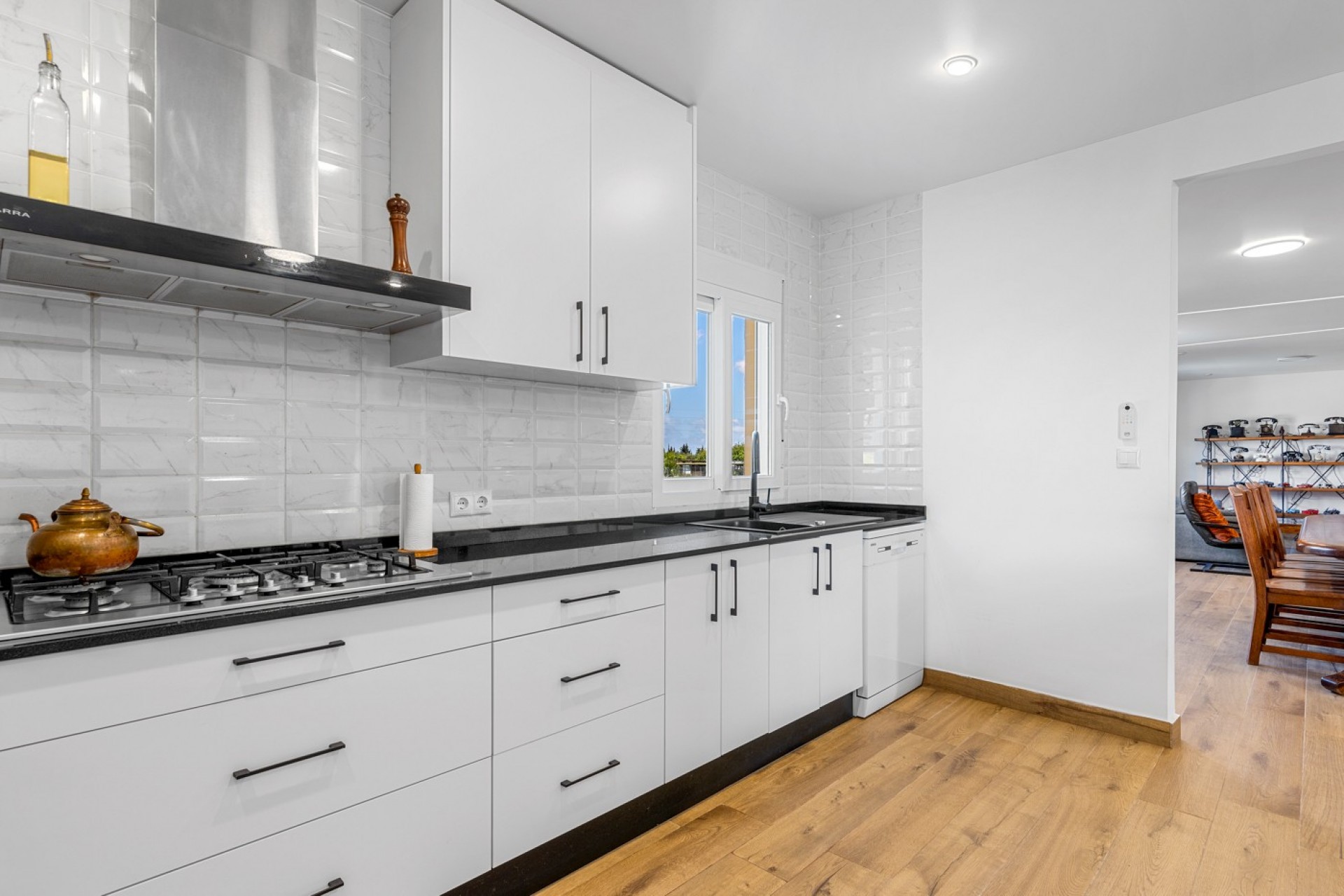 Herverkoop - Villa -
Los Montesinos