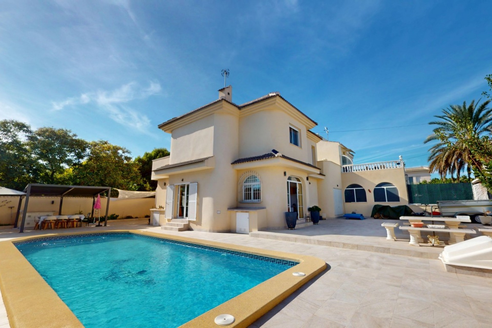 Herverkoop - Villa -
Los Narejos