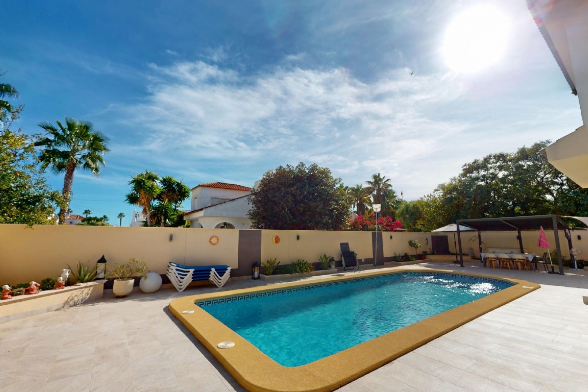 Herverkoop - Villa -
Los Narejos