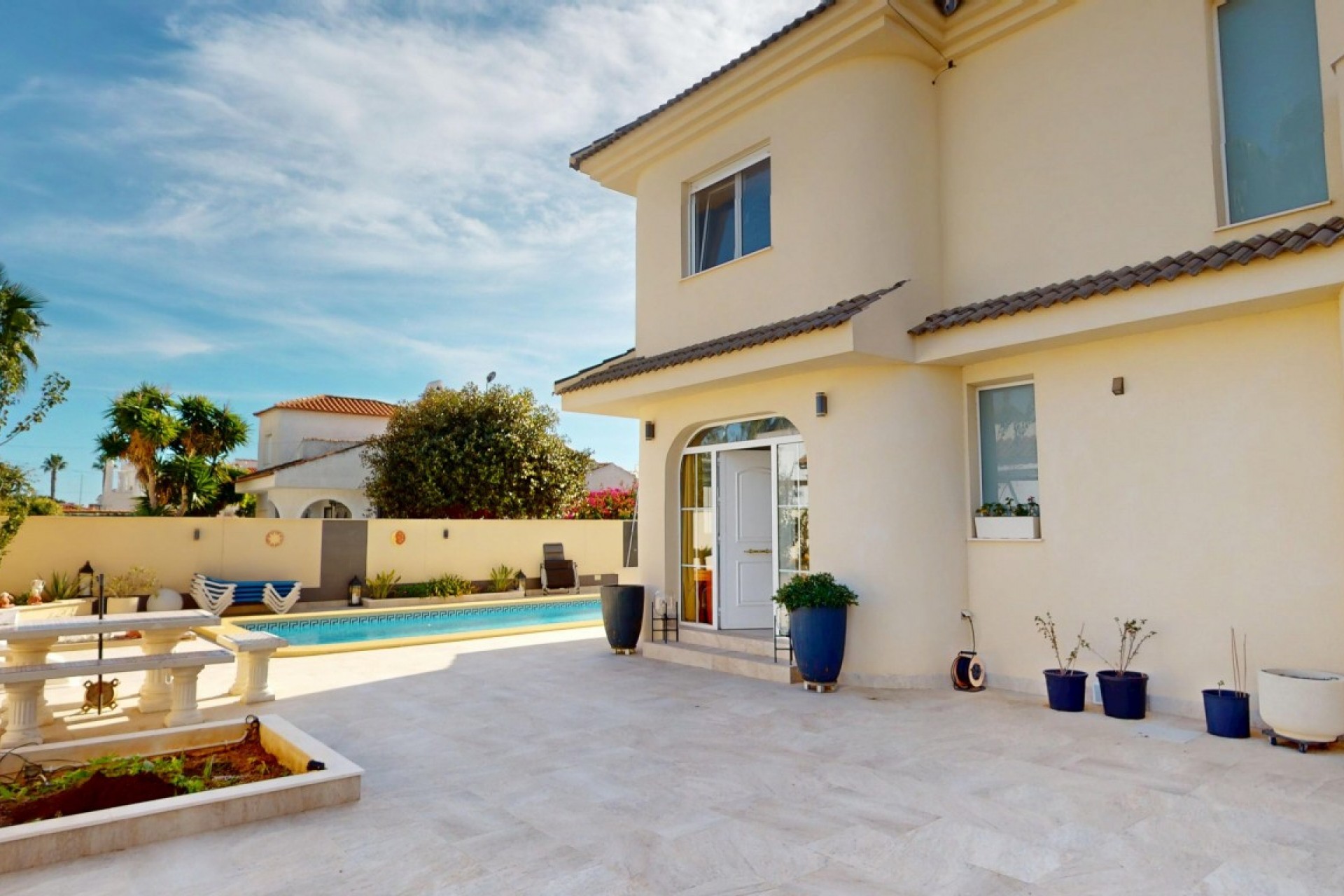 Herverkoop - Villa -
Los Narejos