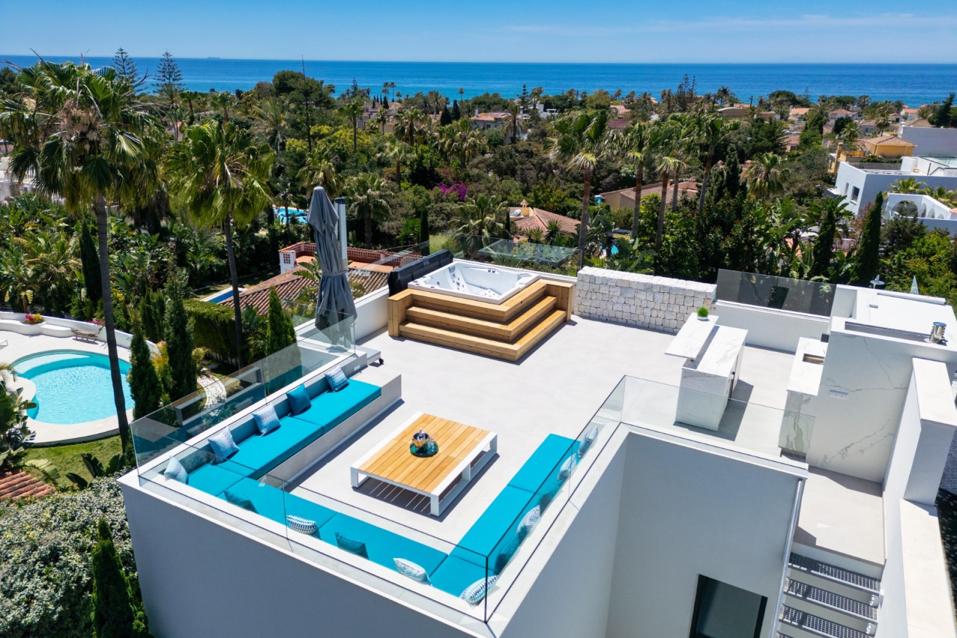 Herverkoop - Villa -
Marbella - East Marbella