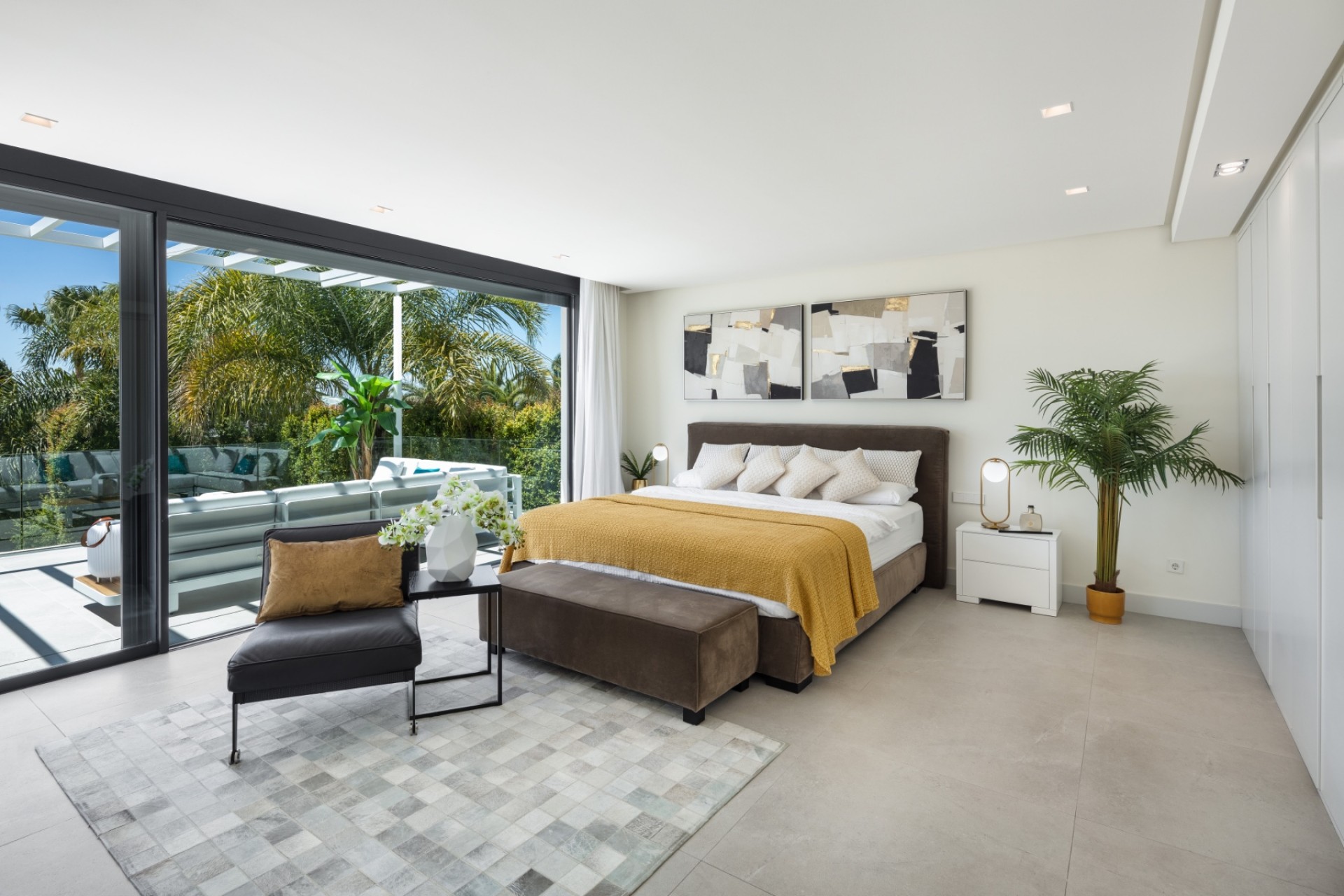 Herverkoop - Villa -
Marbella - East Marbella
