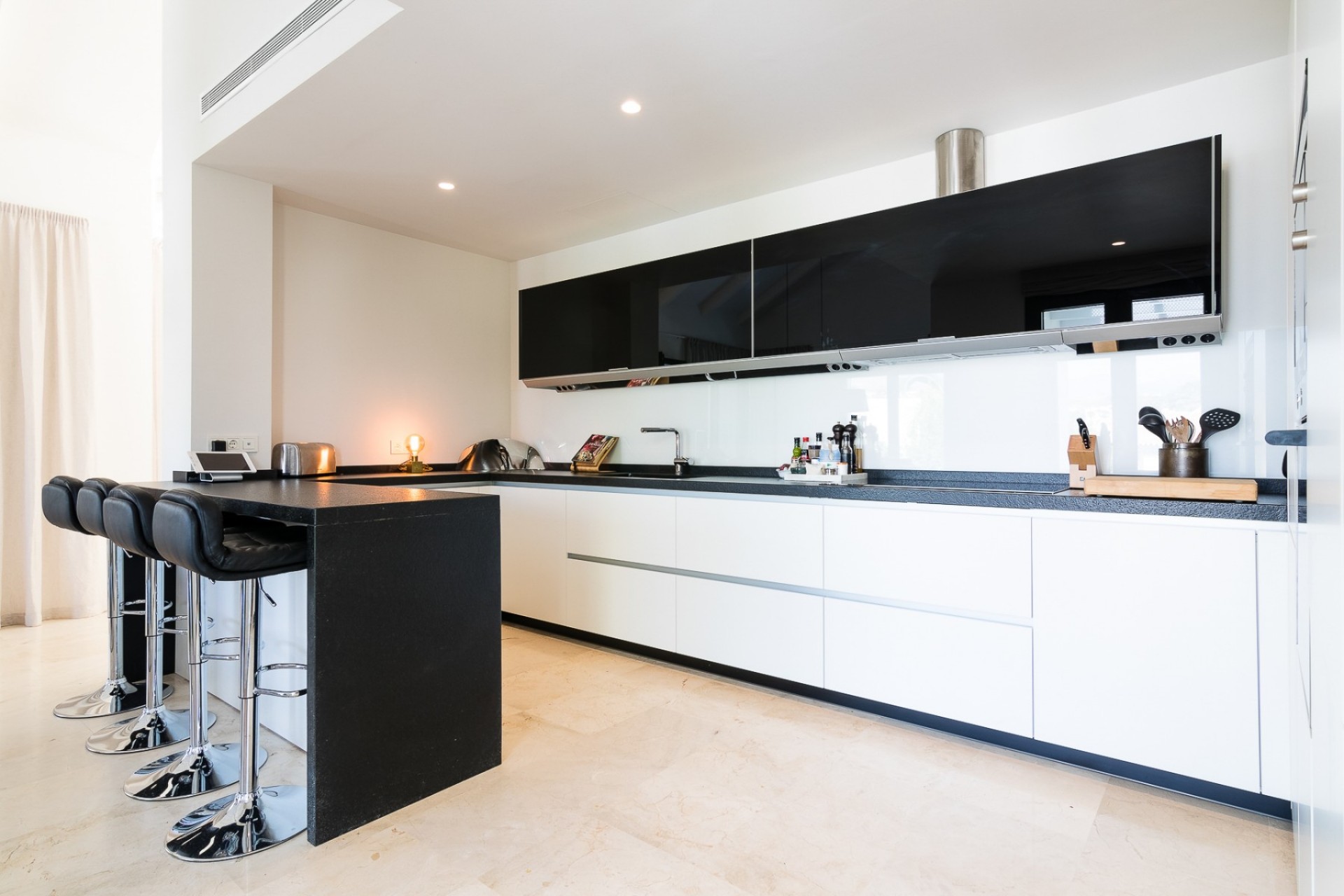 Herverkoop - Villa -
Marbella - Nueva Andalucía