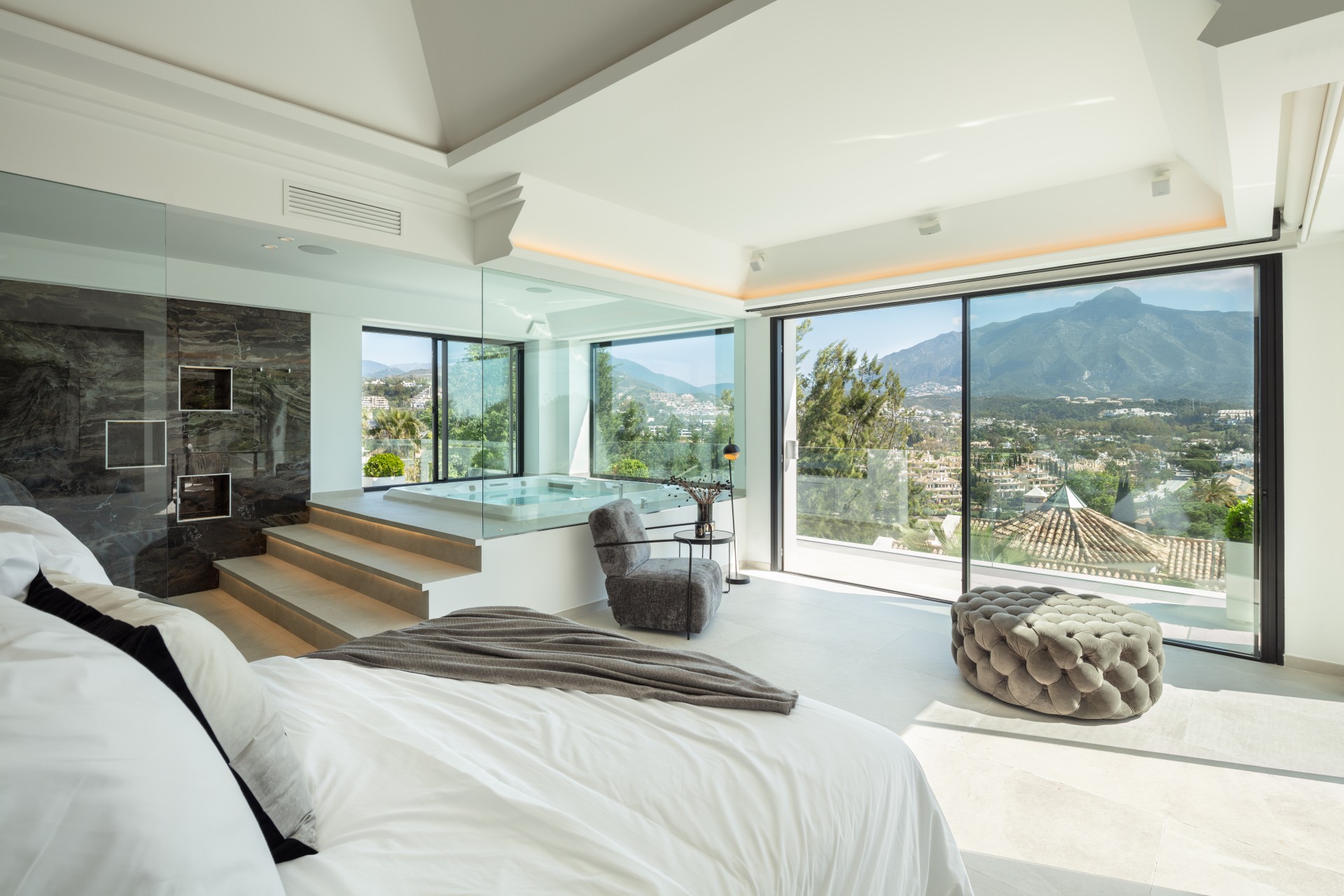 Herverkoop - Villa -
Marbella - Nueva Andalucía