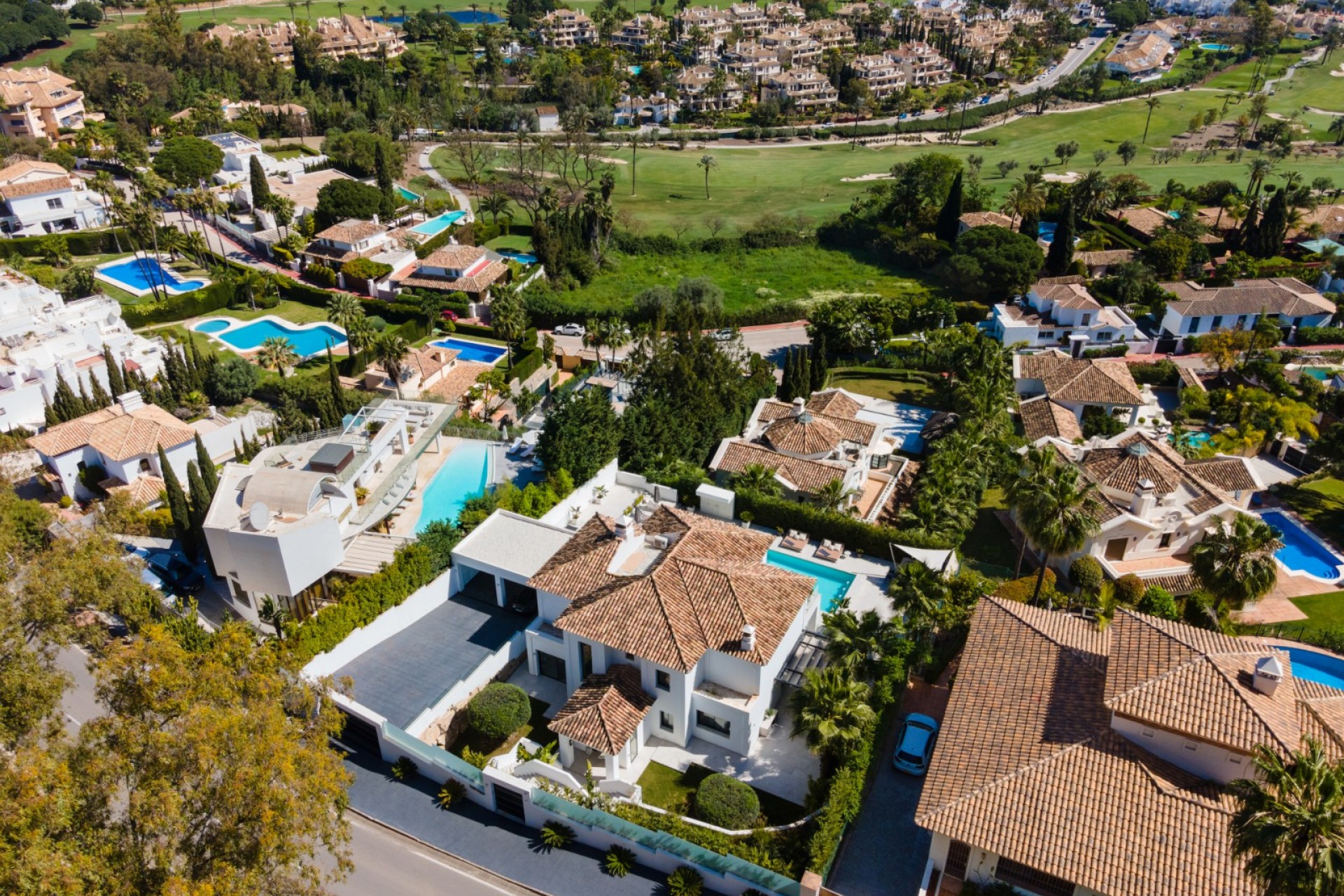 Herverkoop - Villa -
Marbella - Nueva Andalucía