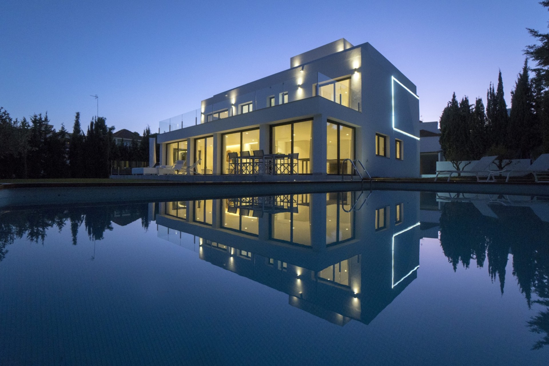 Herverkoop - Villa -
Marbella - Nueva Andalucía