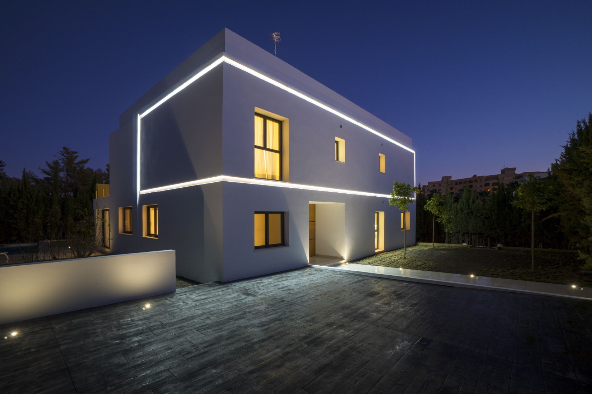 Herverkoop - Villa -
Marbella - Nueva Andalucía