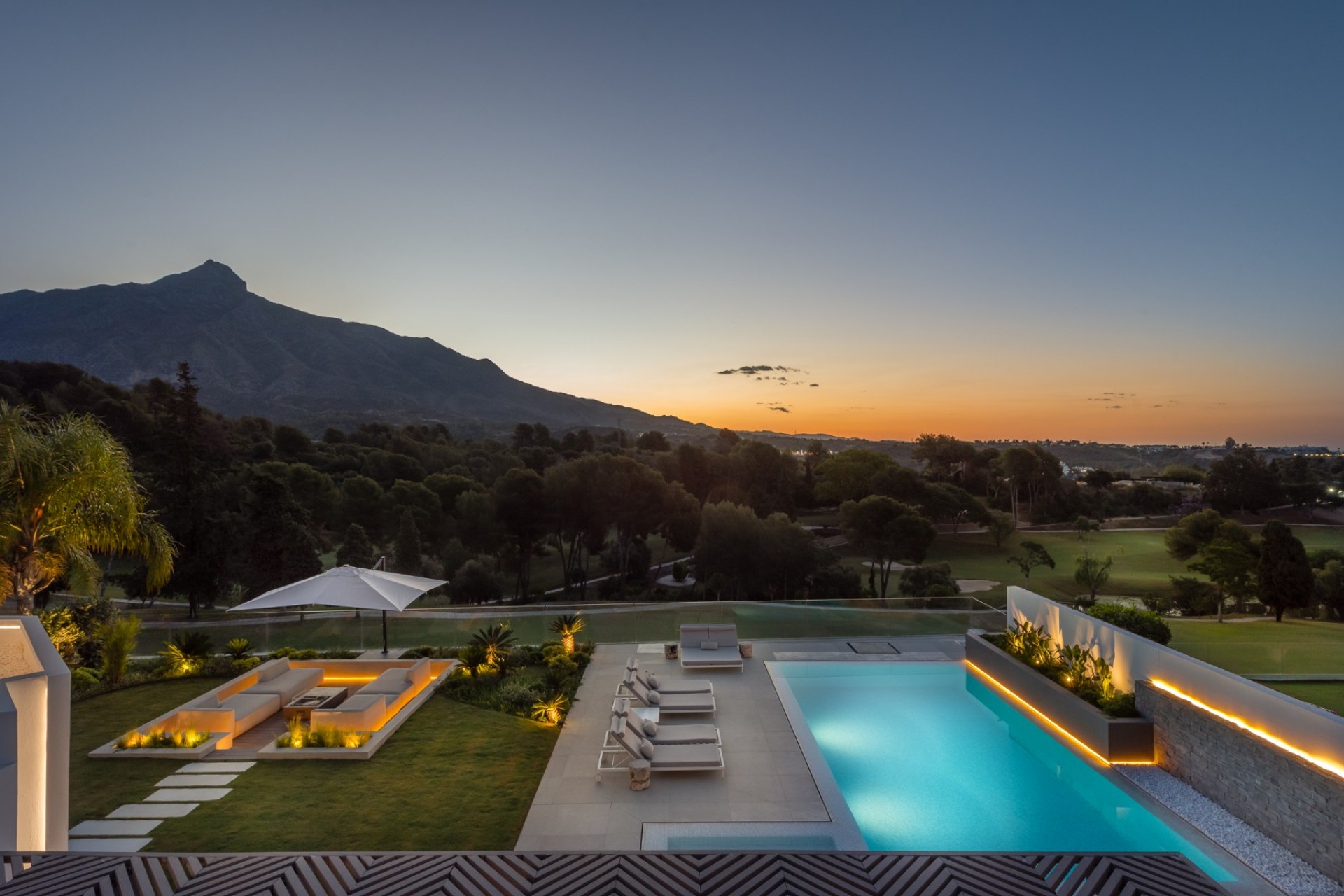 Herverkoop - Villa -
Marbella - Nueva Andalucía