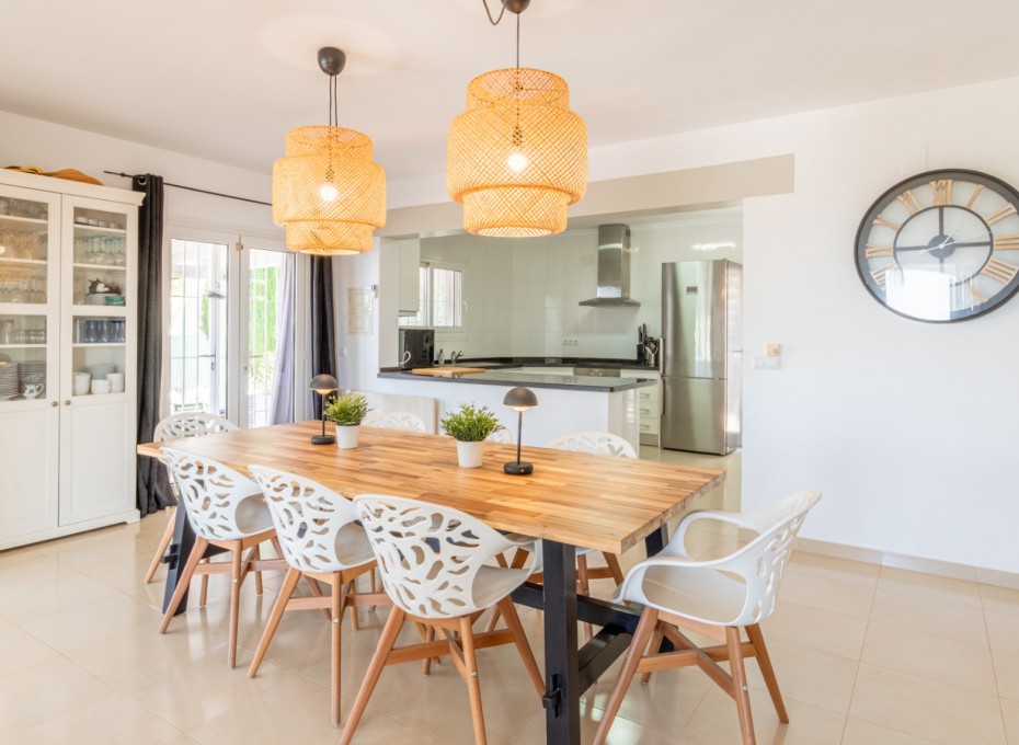 Herverkoop - Villa -
Moraira - El Tesoro