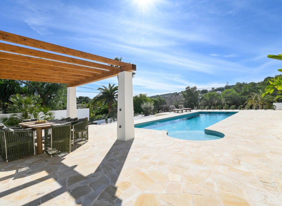 Herverkoop - Villa -
Moraira - Pinar del Advocat