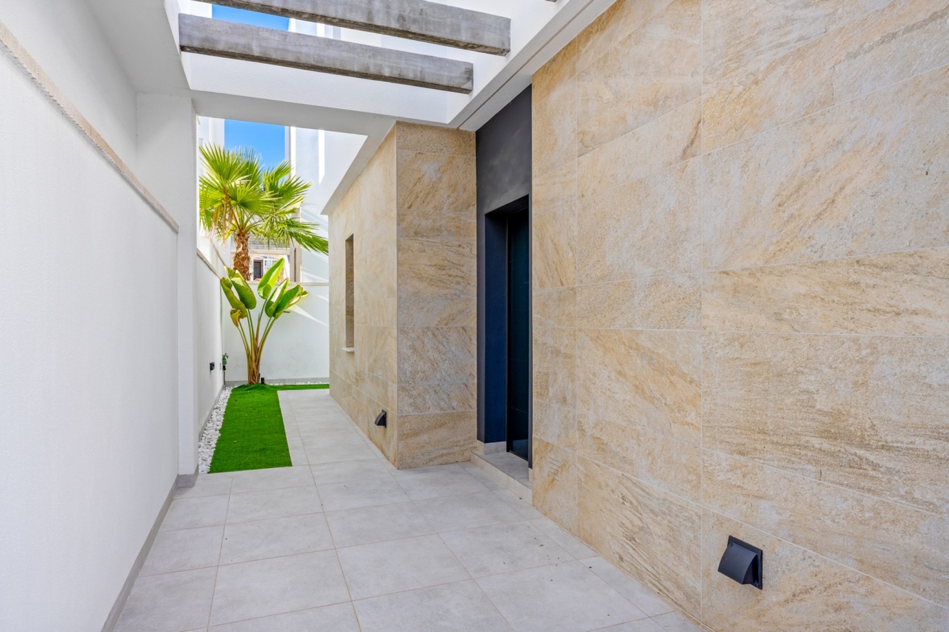 Herverkoop - Villa * -
Orihuela Costa* - Blue Lagoon*