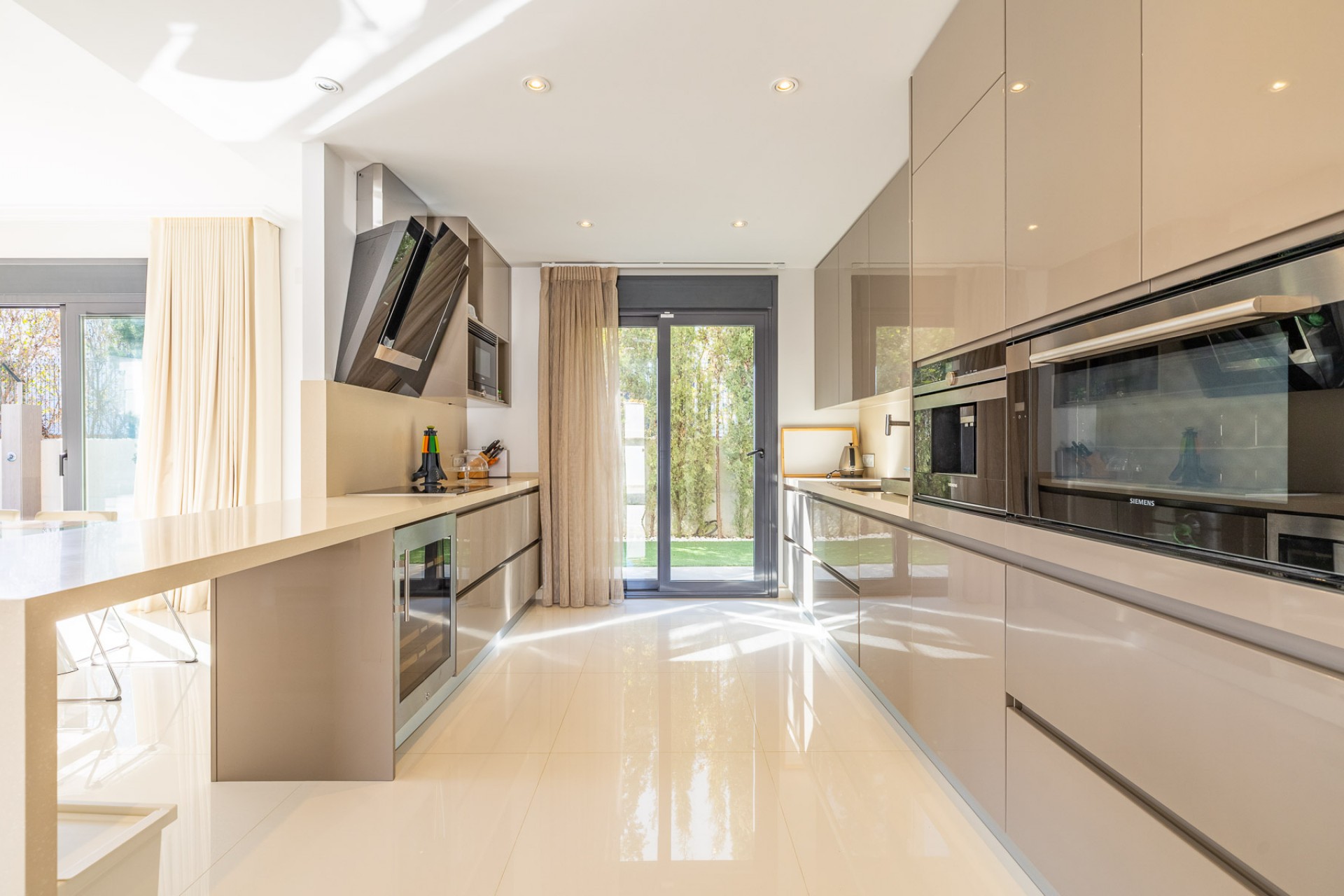 Herverkoop - Villa -
Orihuela Costa - Campoamor