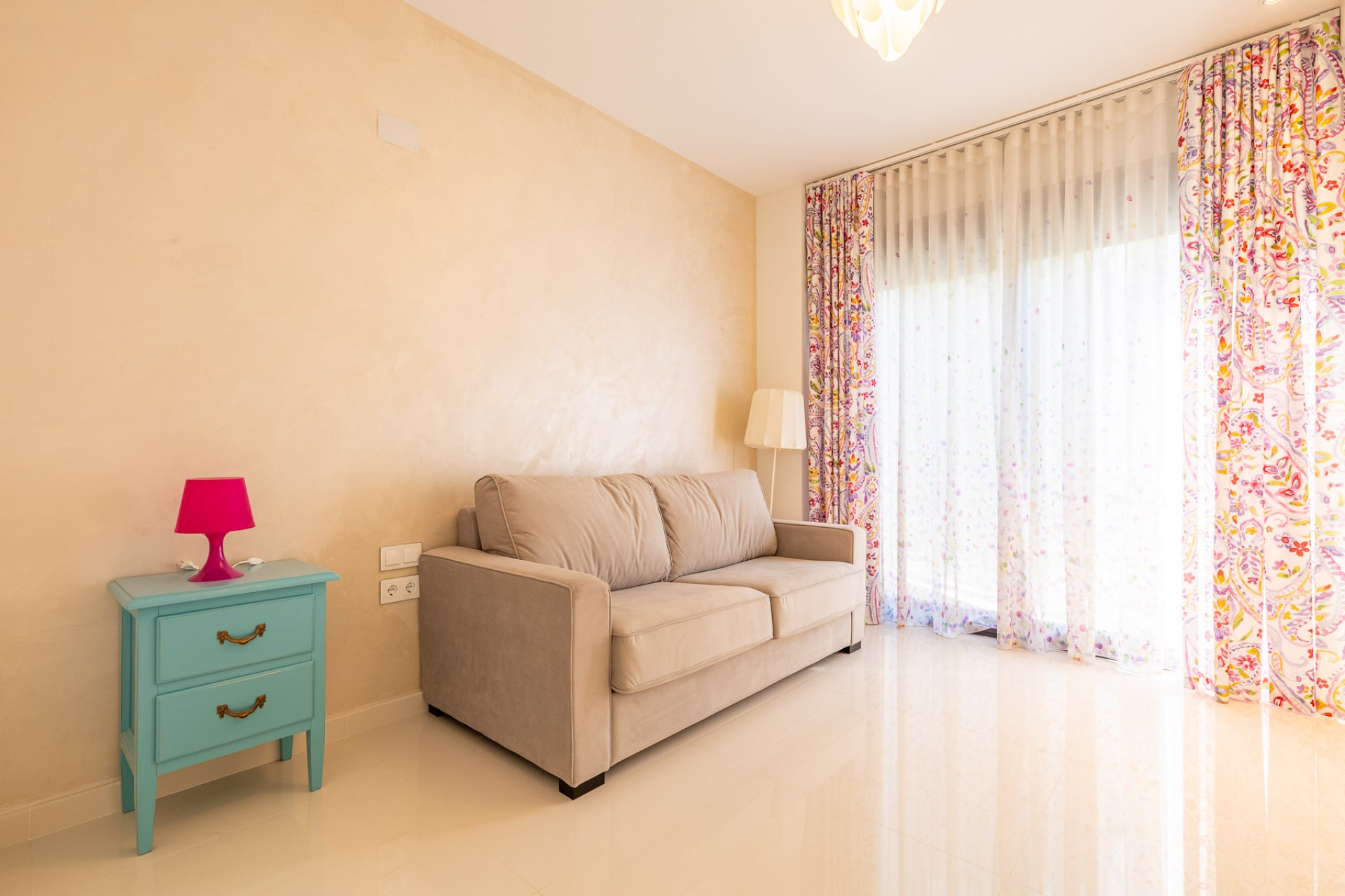 Herverkoop - Villa -
Orihuela Costa - Campoamor