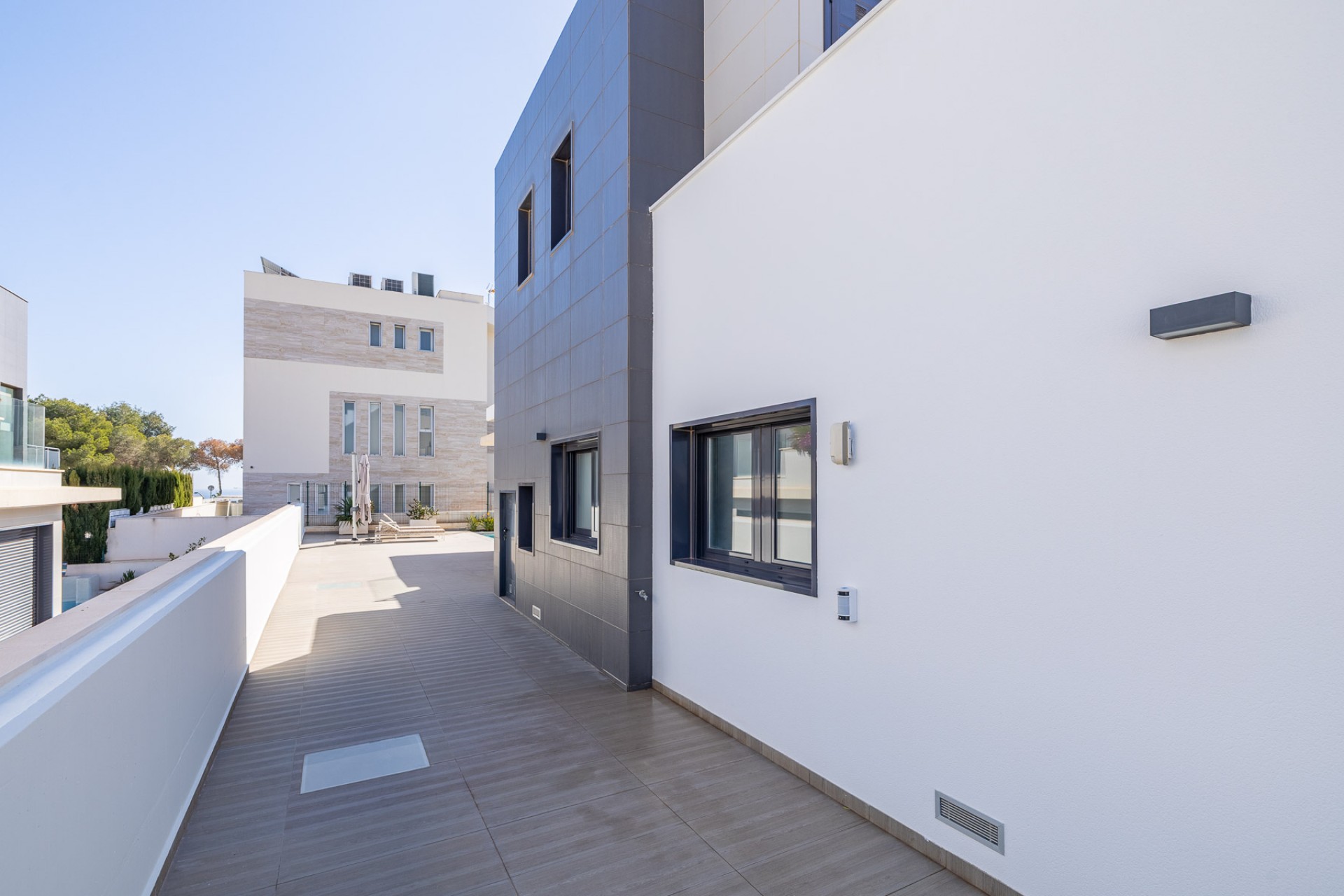 Herverkoop - Villa -
Orihuela Costa - Campoamor