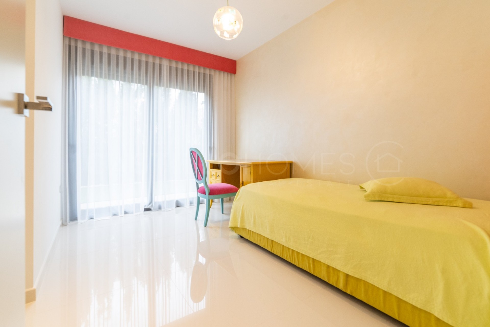 Herverkoop - Villa -
Orihuela Costa - Campoamor