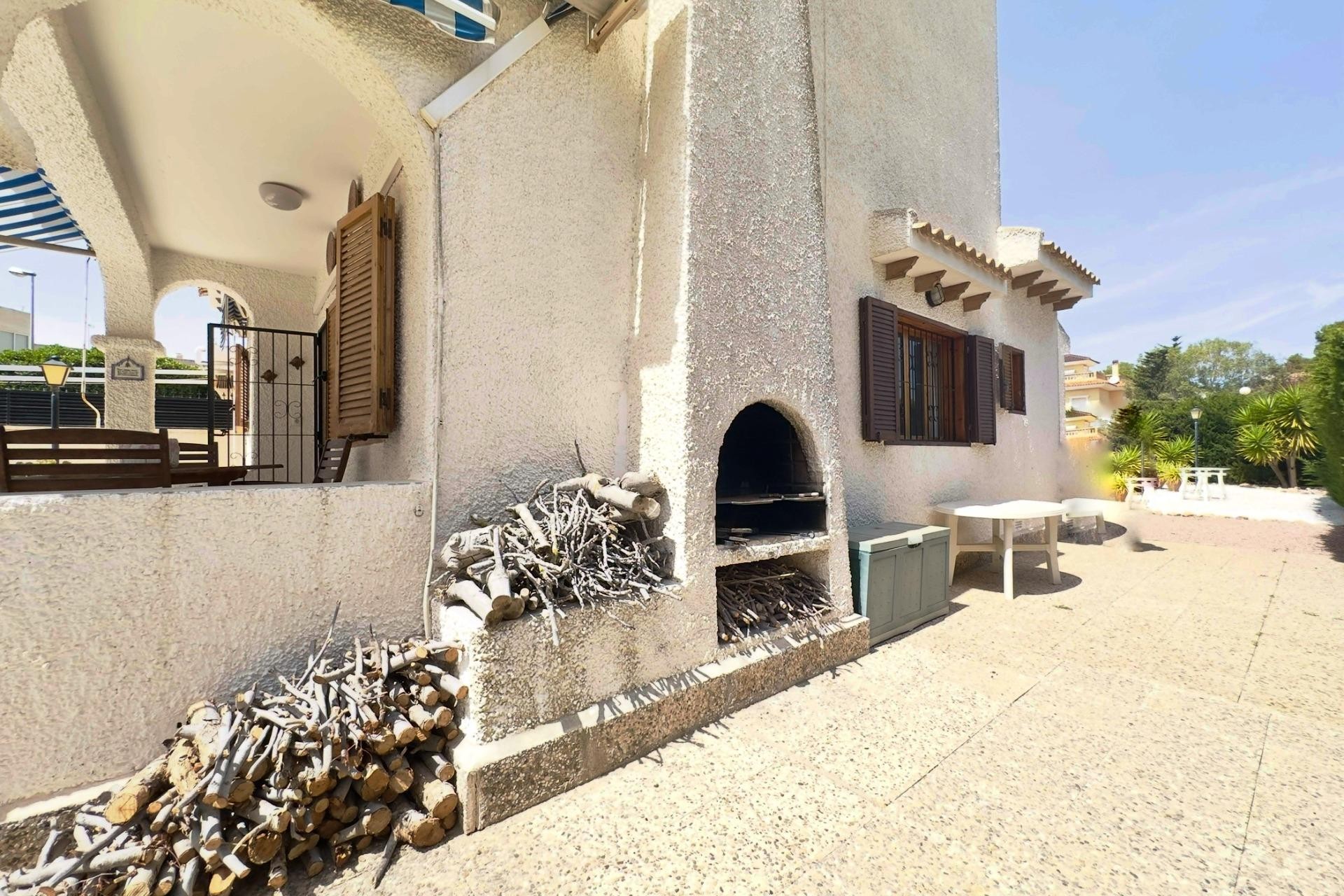 Herverkoop - Villa -
Orihuela Costa - La Zenia