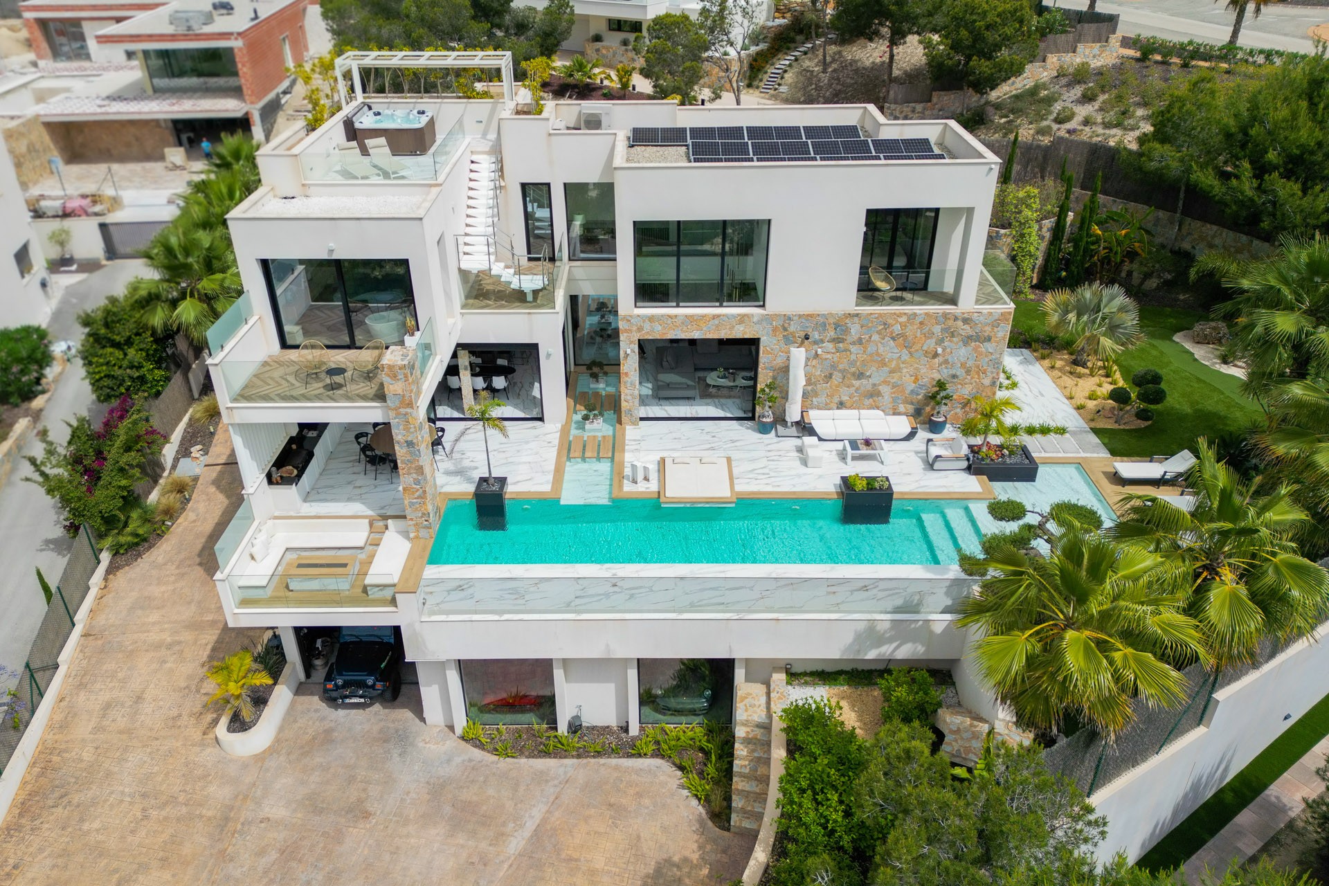 Herverkoop - Villa -
Orihuela Costa - Las Colinas Golf